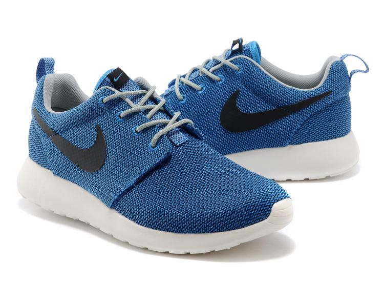 

Buty męskie Nike Roshe Run 511881 403, r 44