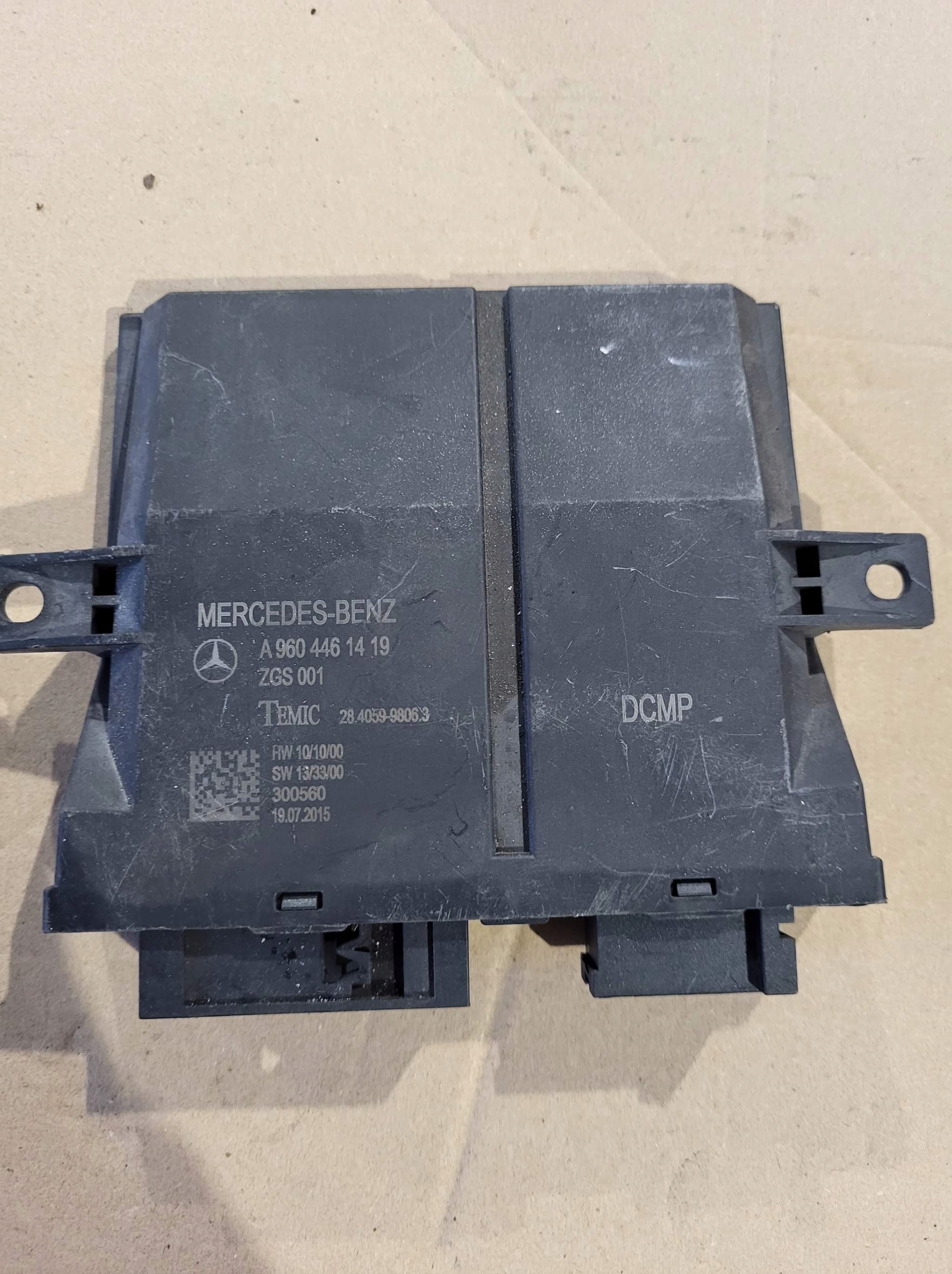 A9604461419 - Mercedes Actros контролер двері