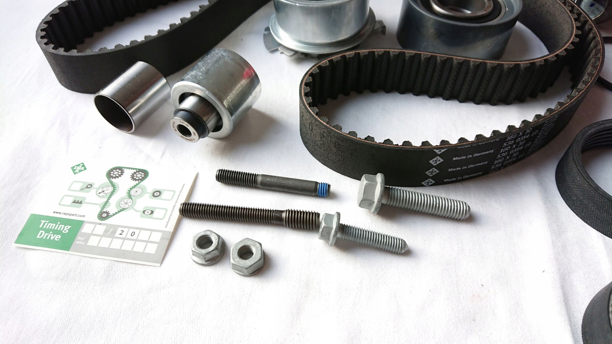 ZESTAW ROZRZĄDU INA AUDI A4 B8 2.0 TDI CAGA Producent części INA