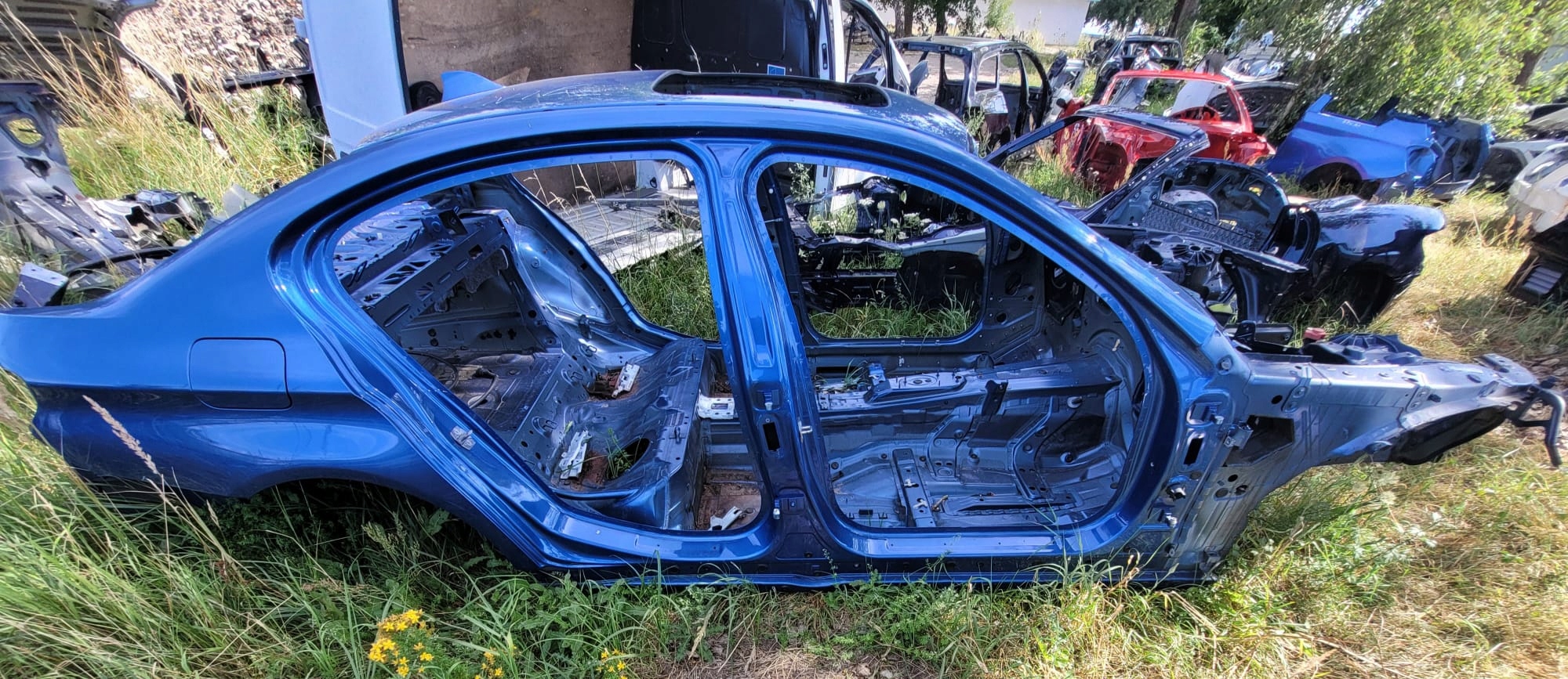 BMW F10 M5 KAROSERIA DOKUMENTY ĆWIARTKA GOŁA KAROSERIA KOMPLET