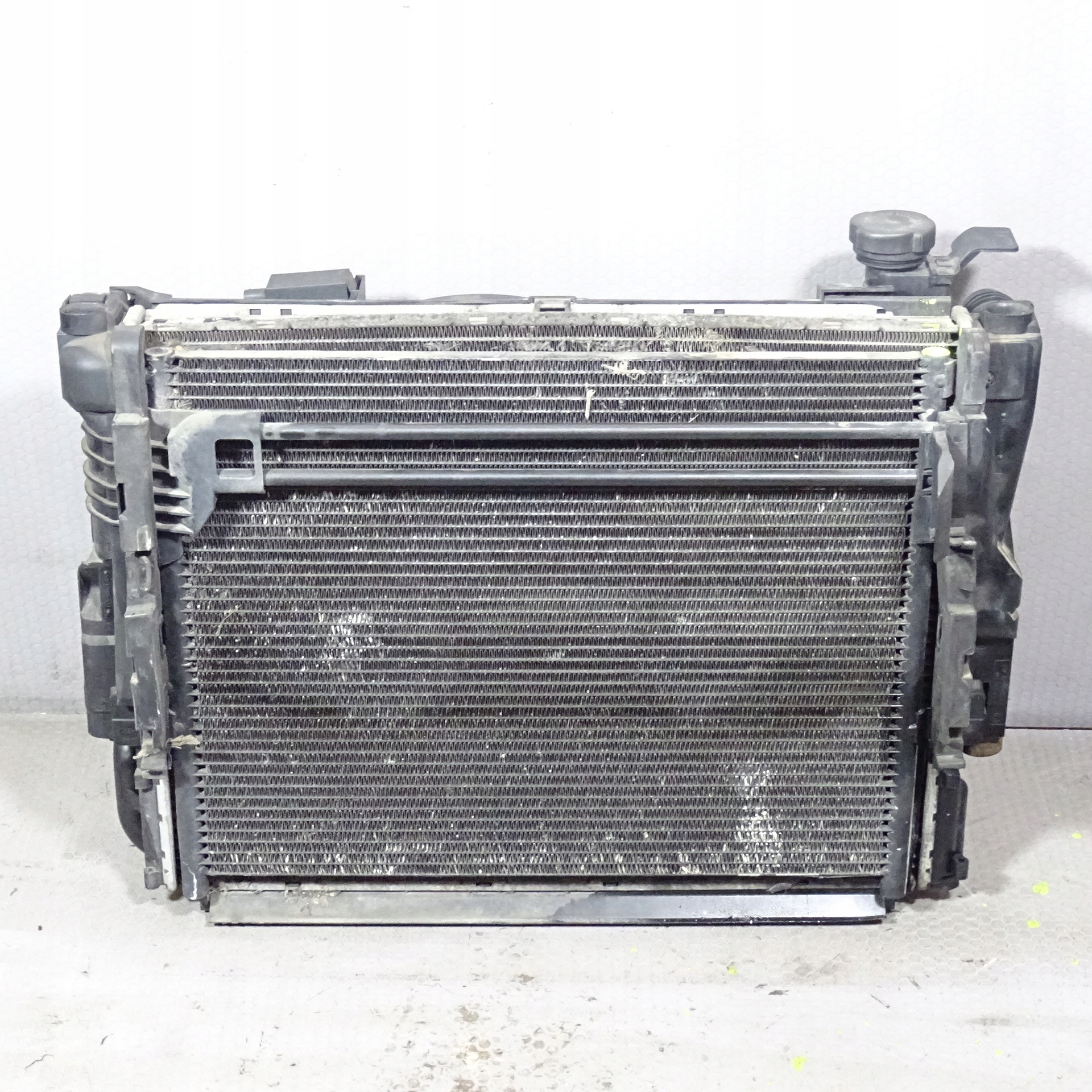 BMW 3 E46 1.8B water cooler fan KOMPLET