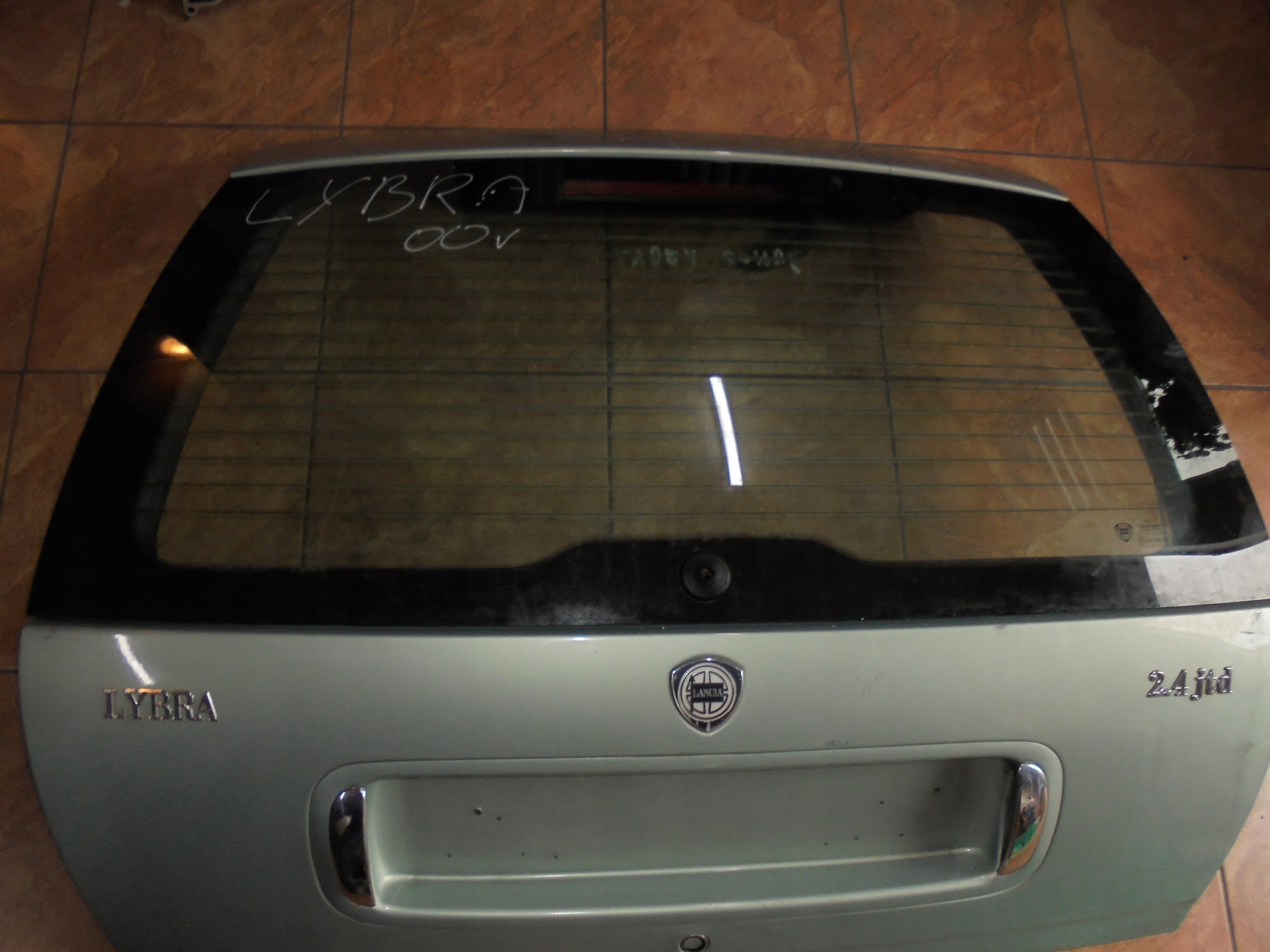 СТЕКЛО С ЛЮКОМ LYBRA 00R