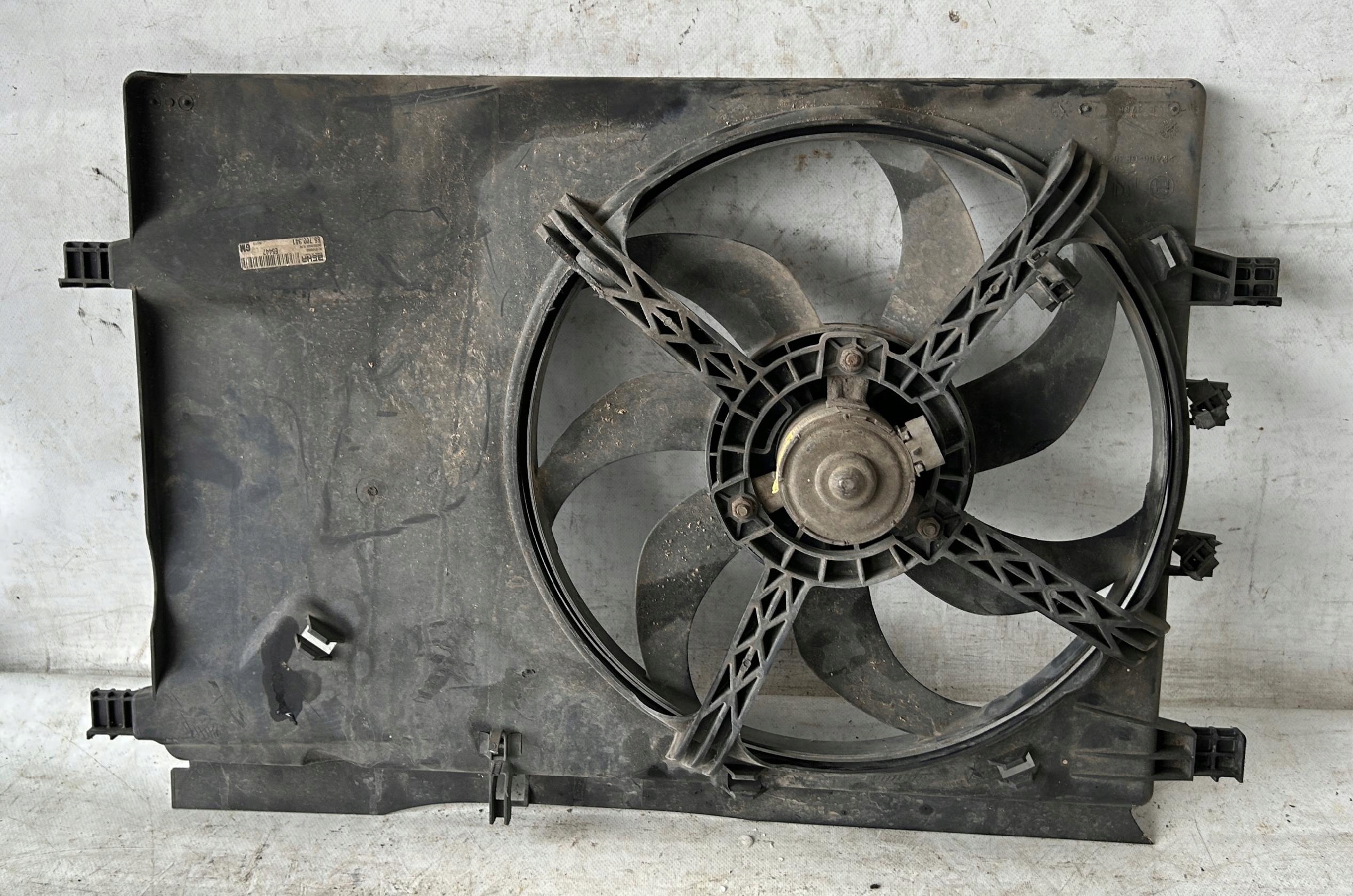 ventilátor chladiče OPEL CORSA D 1.2 13263540