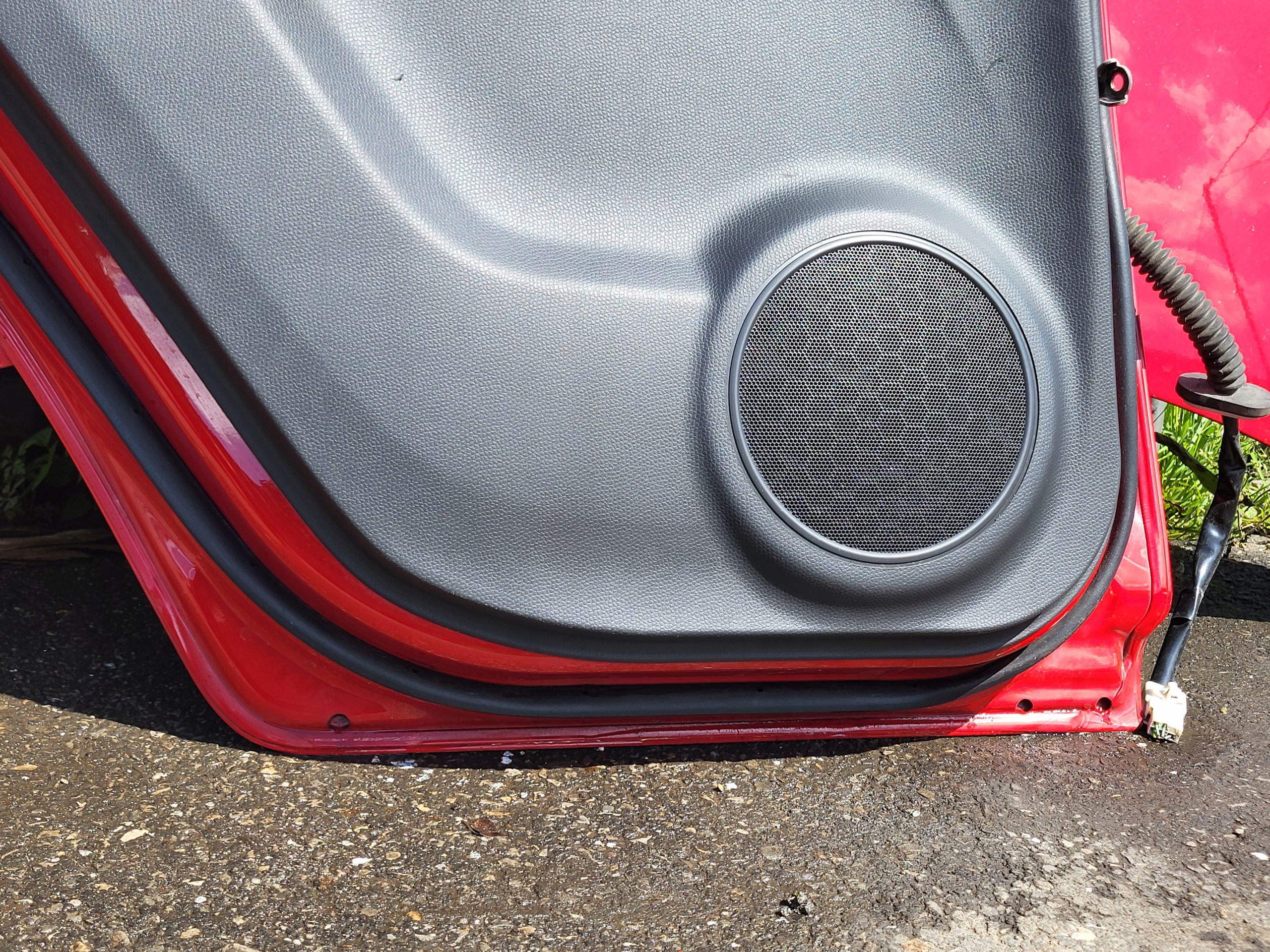 door left rear. complete window lock handle SUZUKI SWIFT 4 IV MK6 2005r.