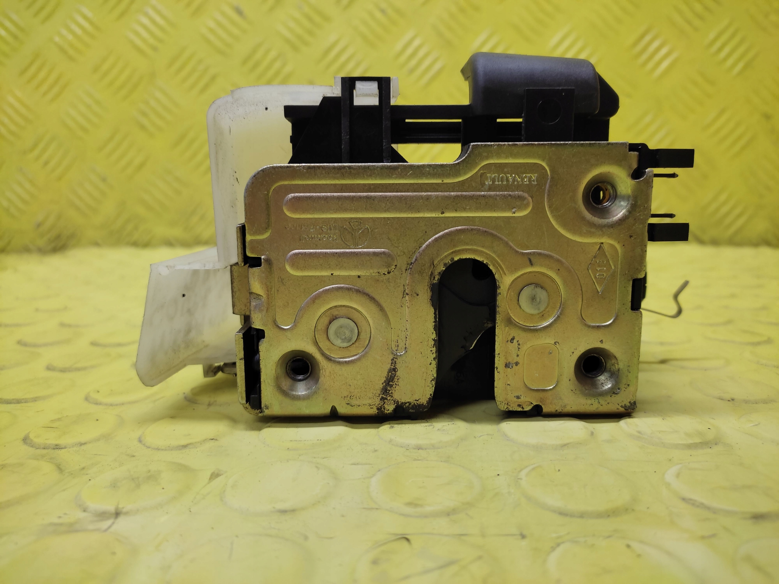 RENAULT MEGANE COUPE lock door right front