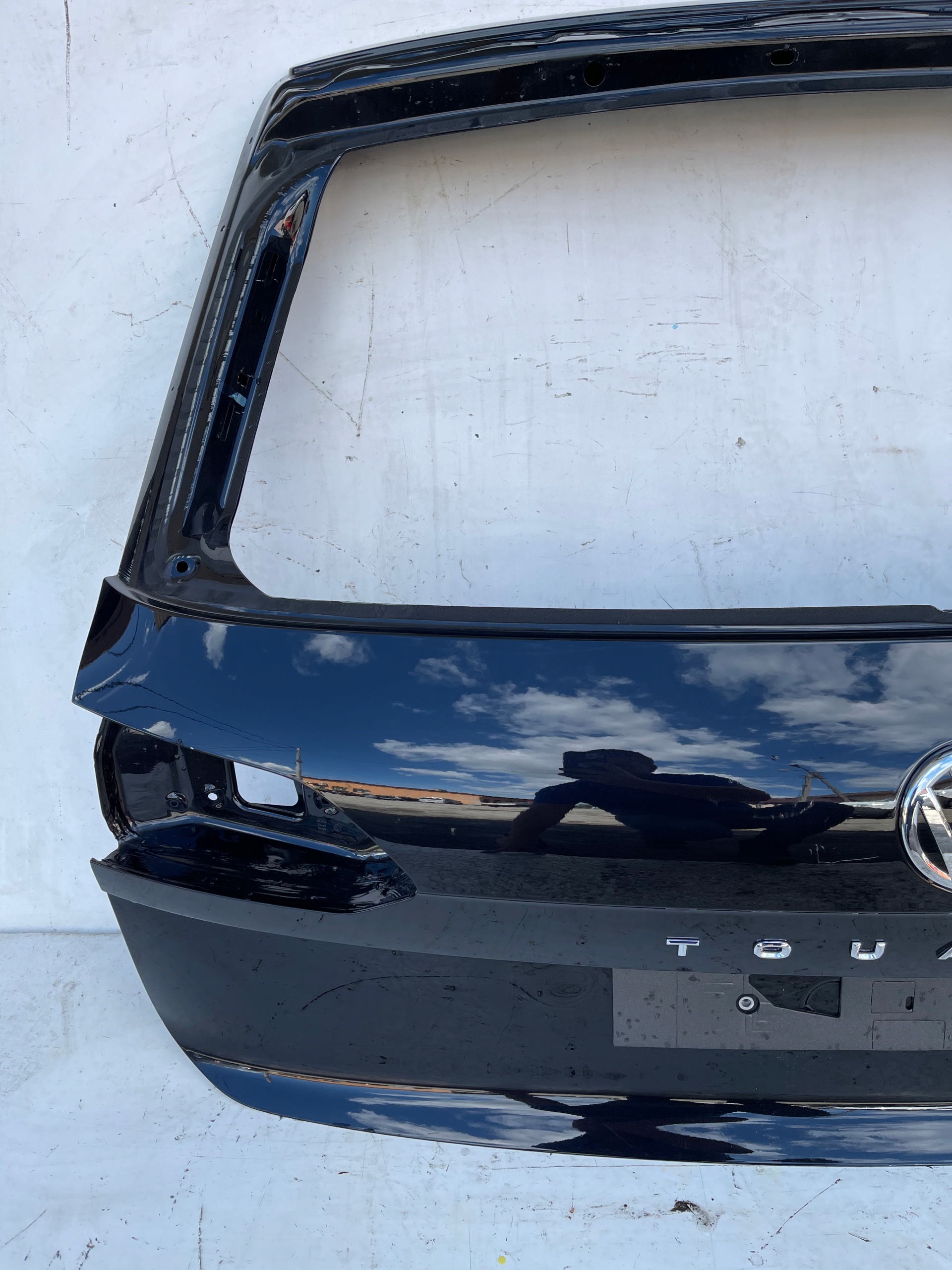 boot door rear VW TOUAREG 3 III 760