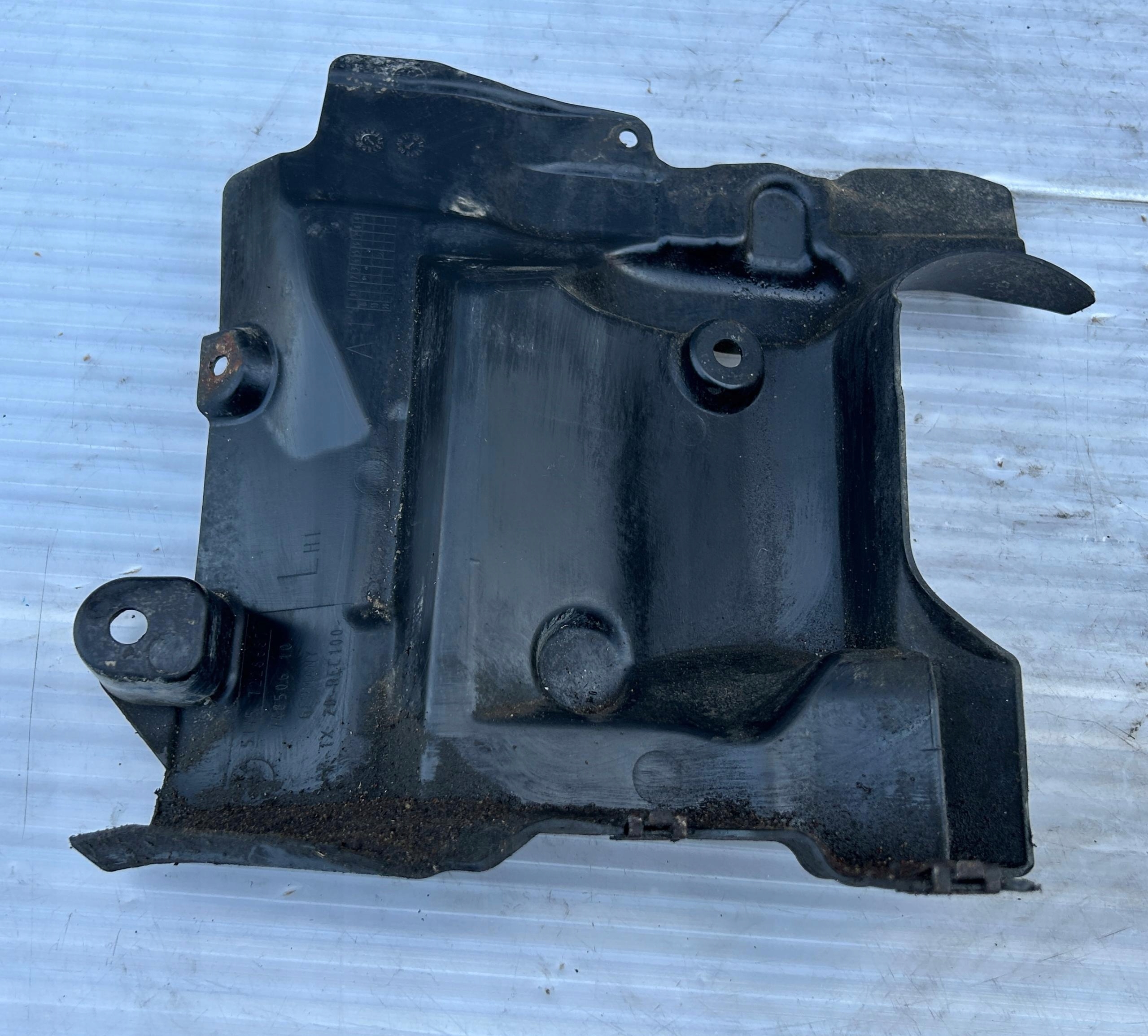 cover of control left BMW 7 F01 7228687