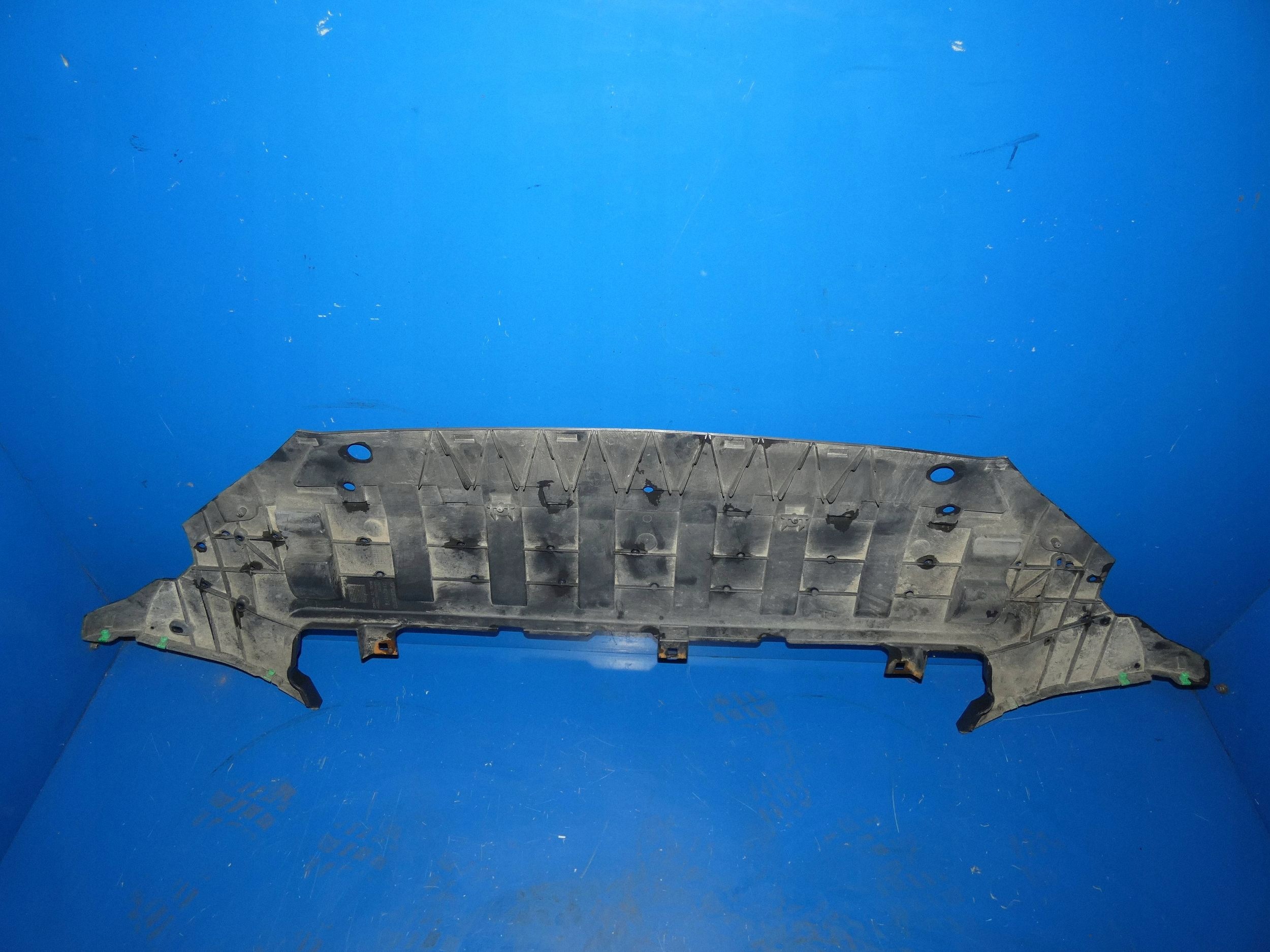 VOLVO XC60 II 17- cover cover below bumper radiator front front