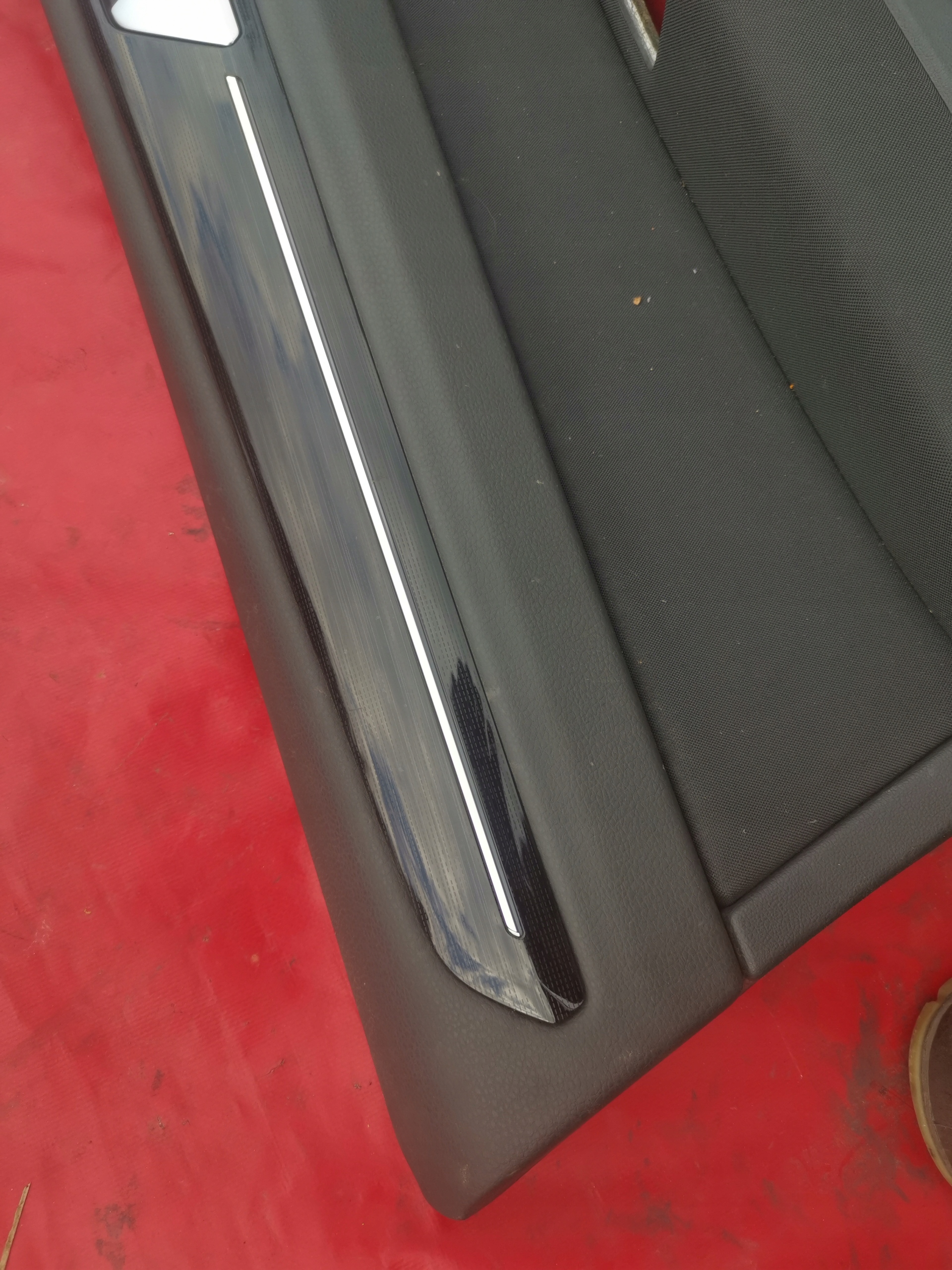 VW Golf Sportsvan side door 517867011 upholstery left front