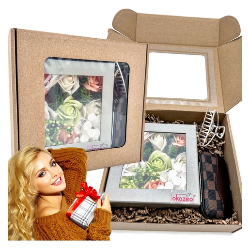 Dárková sada hotový dárek pro ni s flower boxem mýdlové květiny