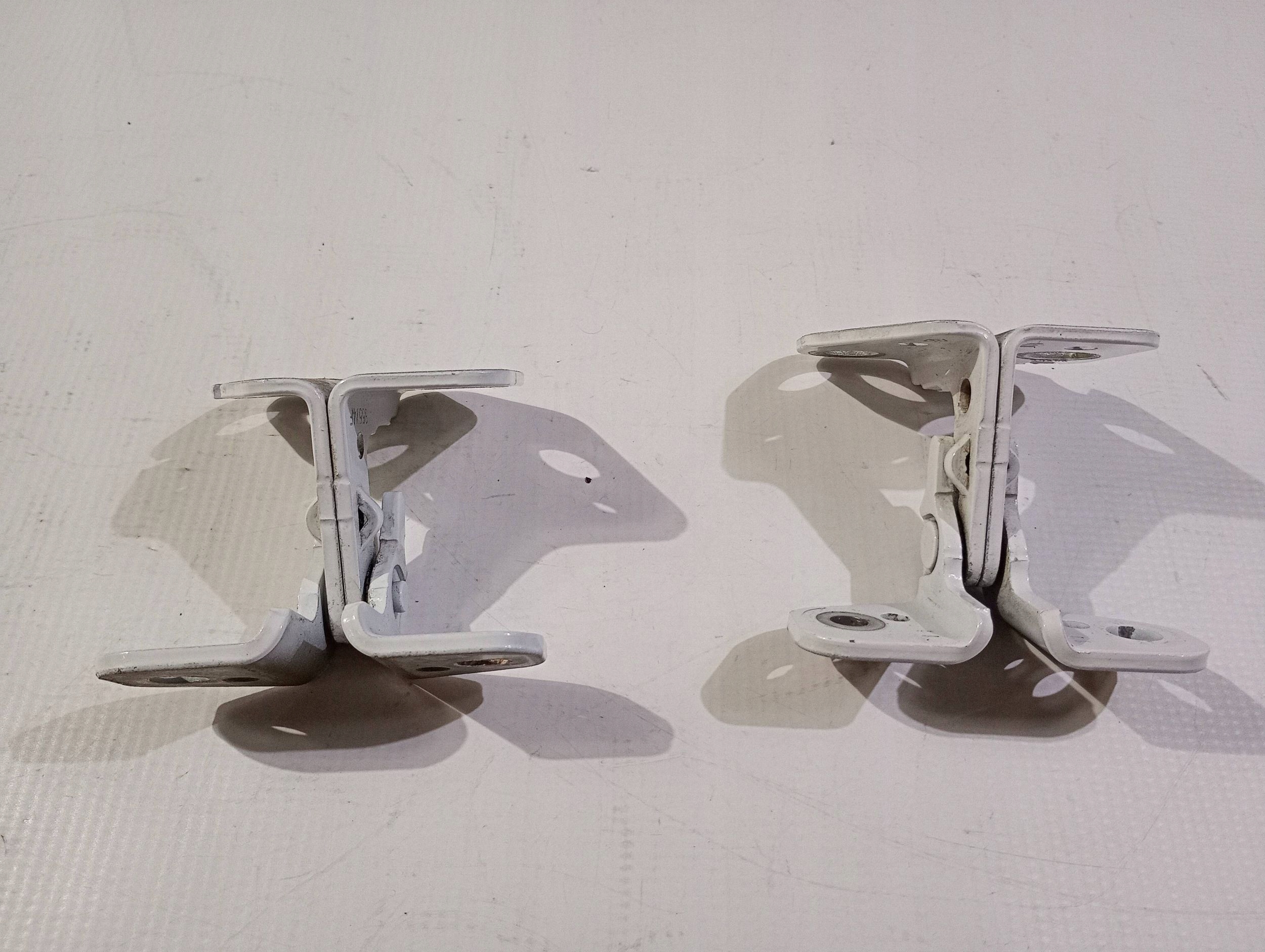 hinges door left rear part rear. left komplet Dodge RAM 1500 2019