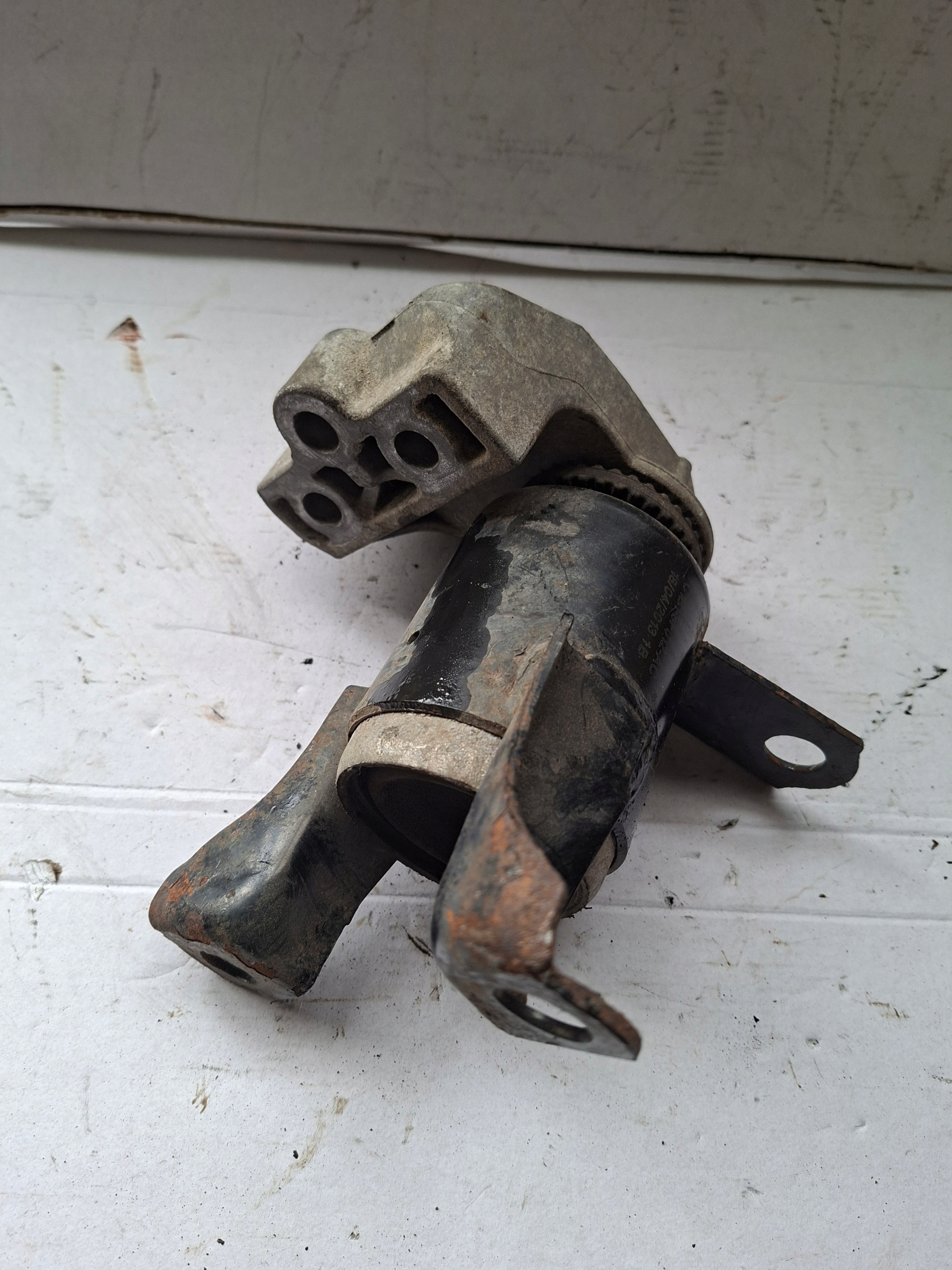 engine mount FORD FIESTA MK7 1.0 ECOBOOST C1B1-6F012-AC