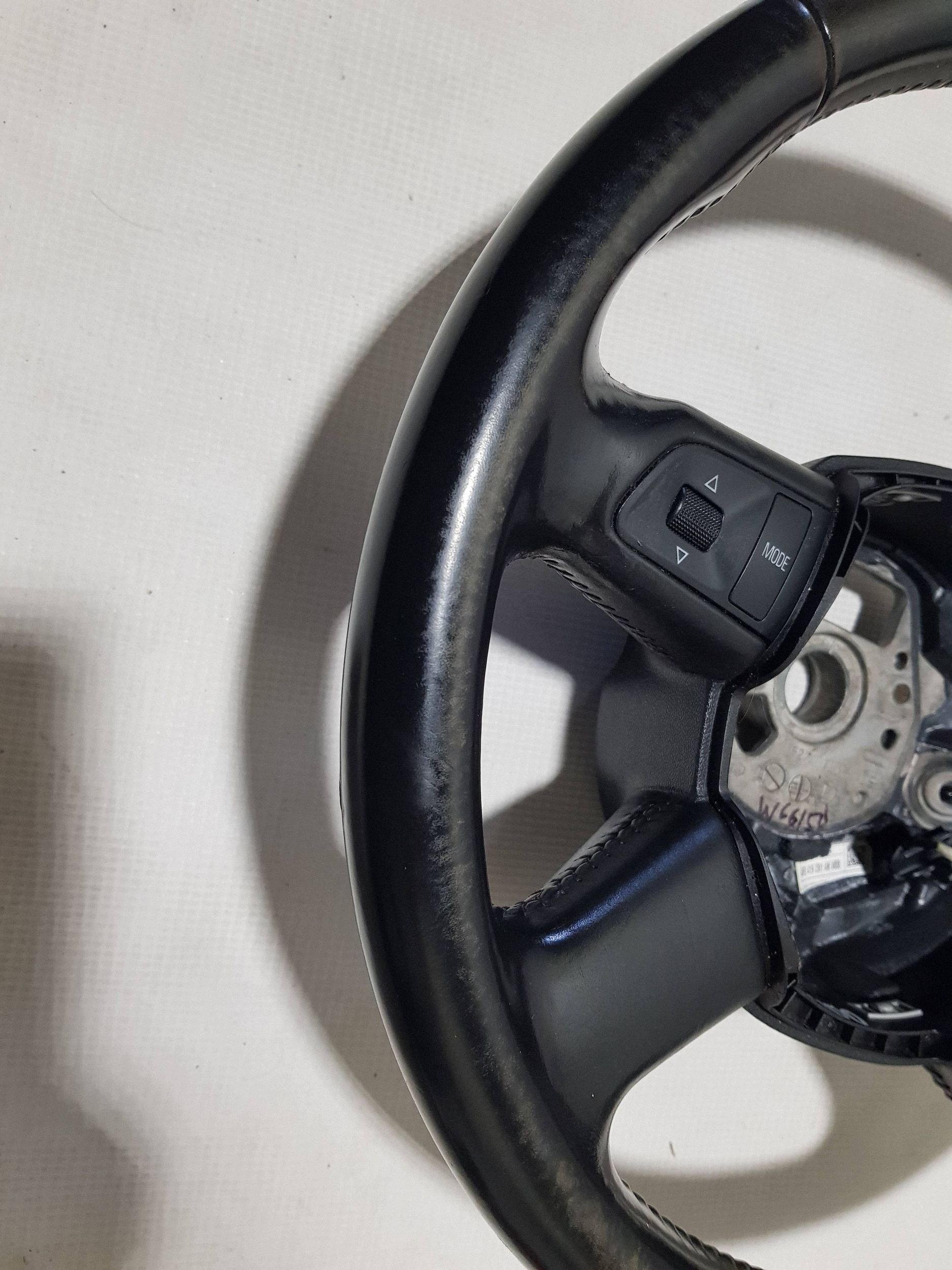 volan Audi Q7 4L A6 C6 A8 D3 A5 8T A4 B7 4F0419091AH