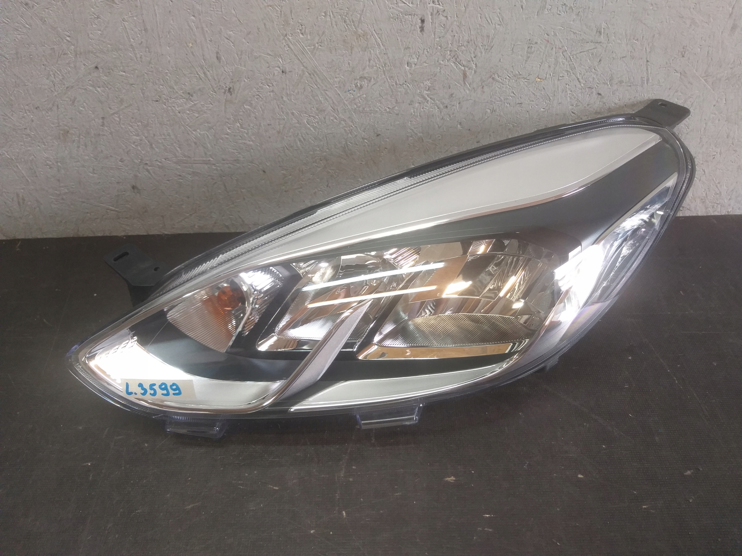 light front left FORD FIESTA MK8 Full Led L1BB-13E015-AE