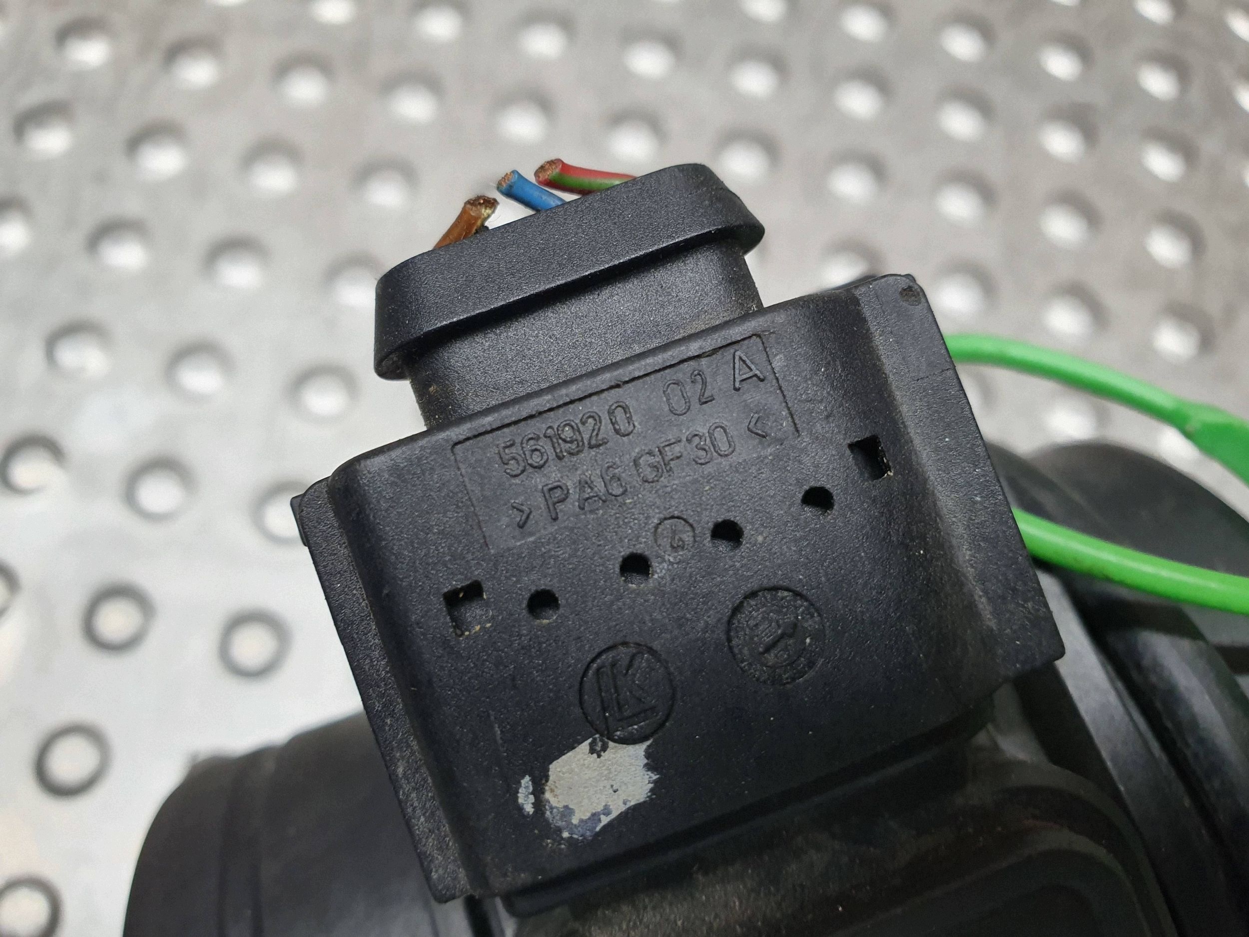 flow meter A0000942948 MERCEDES W169 W245 2.0 CDI