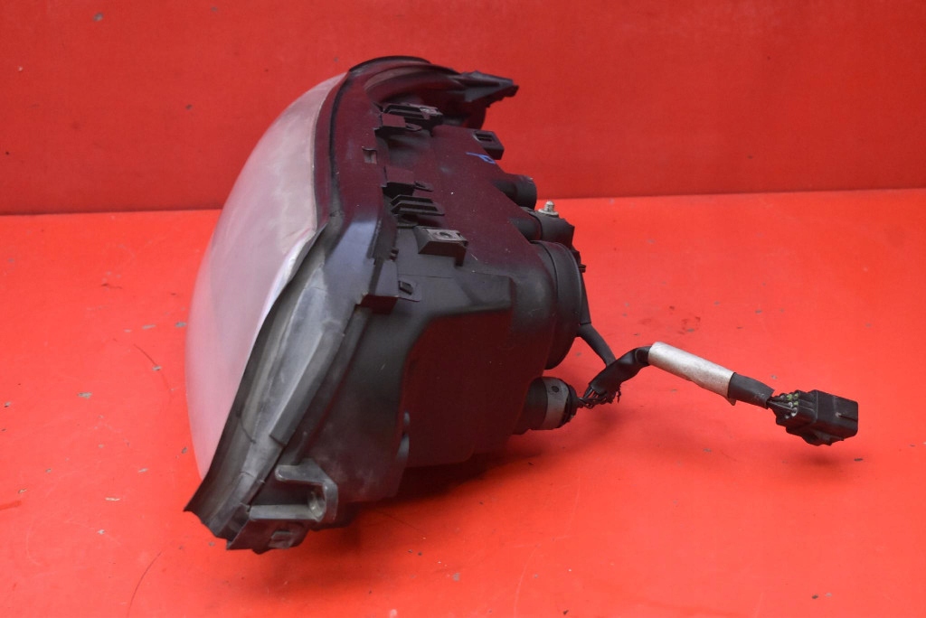 REFLEKTOR right light front EU 30698826 VOLVO S60 1 and LIFT 04-09
