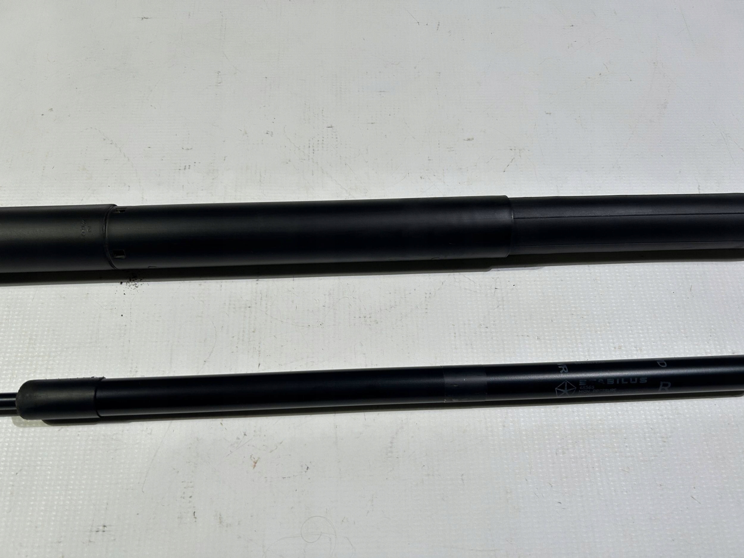 damper electrical silowniki of rear bonnet boot Dodge Durango 2014