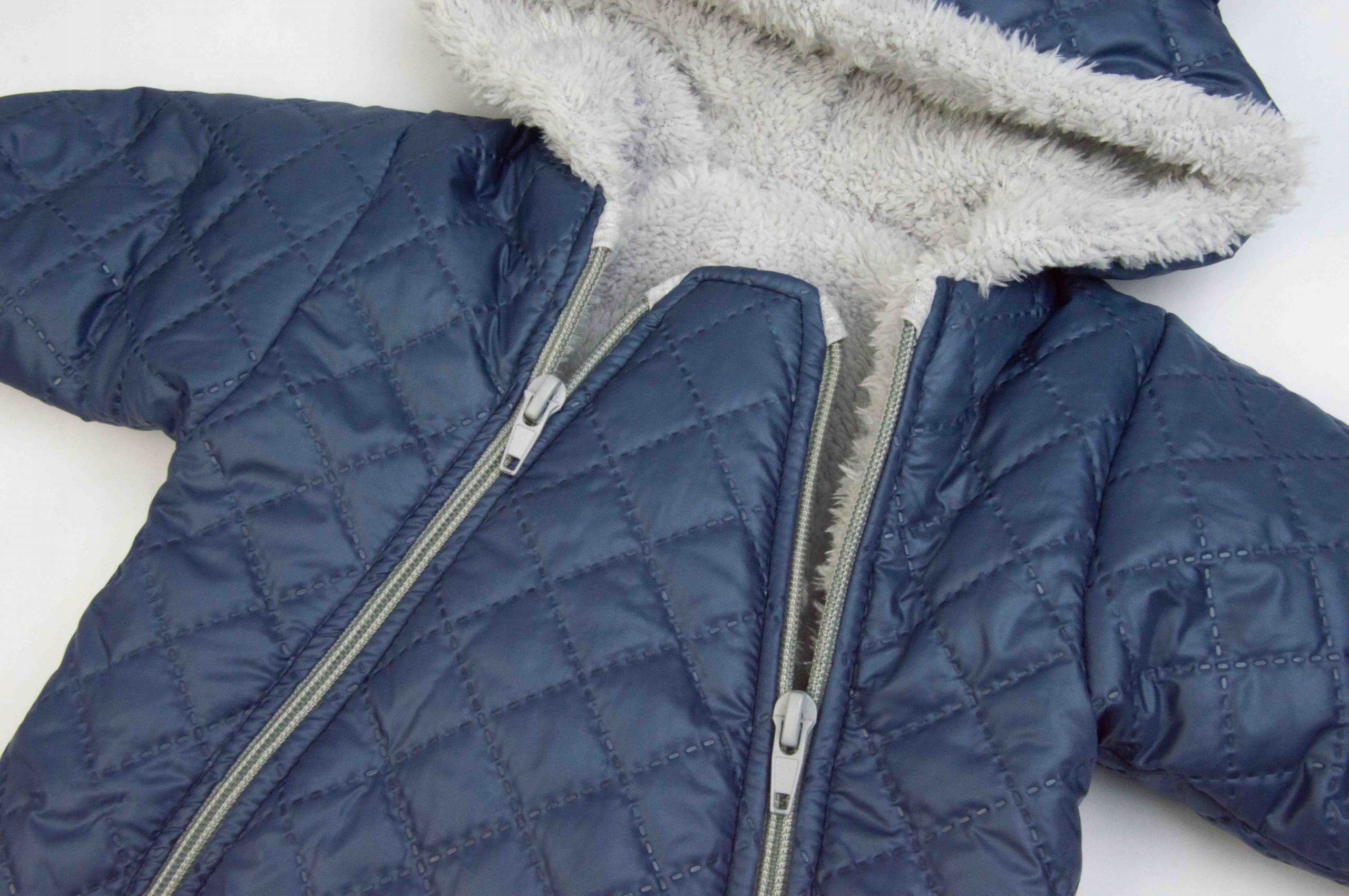 KOMBINEZON ZIMOWY NA DWA ZAMKI + RĘKAWICZKI 62 Marka Inna marka