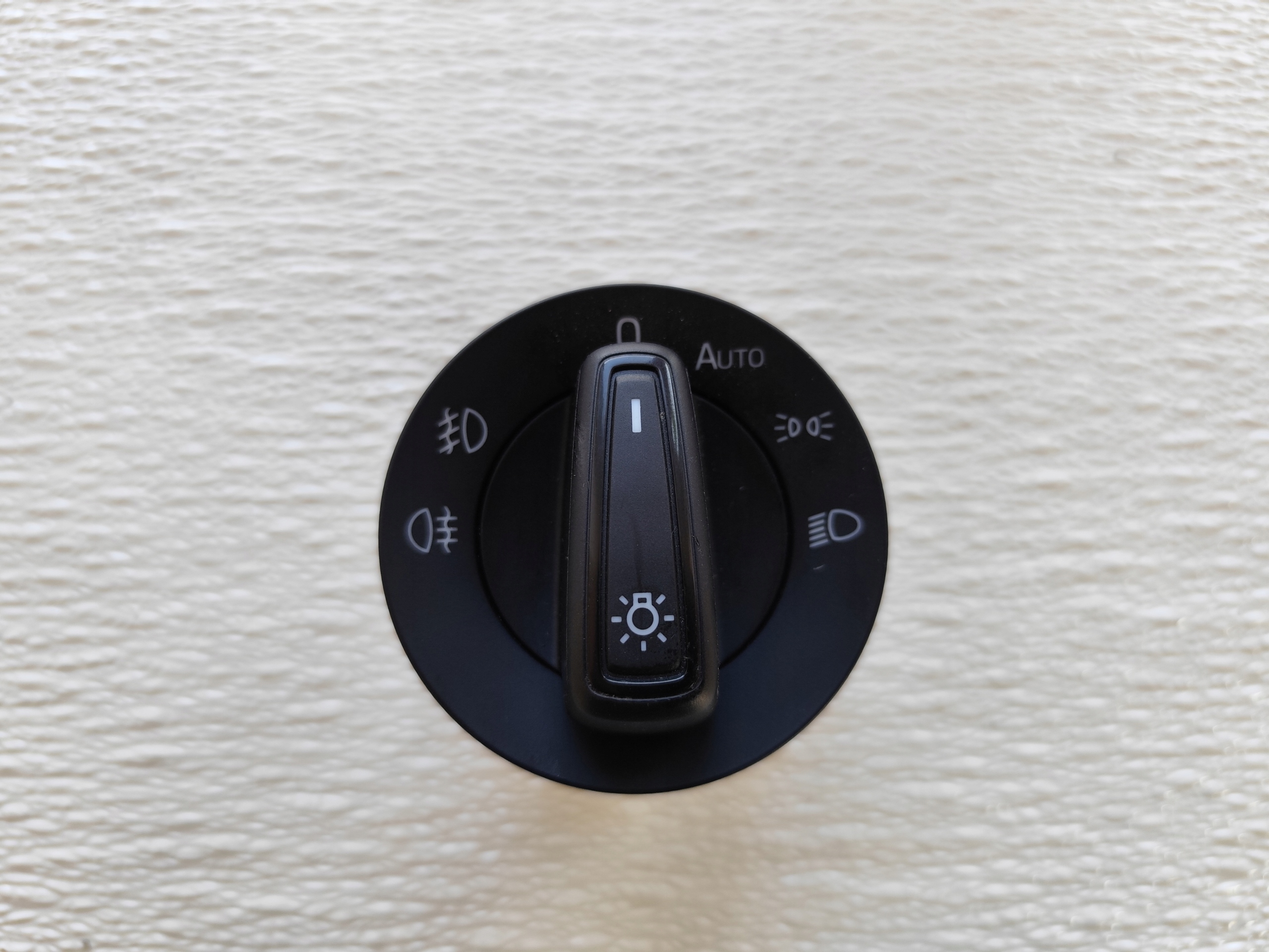 SKODA KAROQ 2024 switch light switch 565941431C