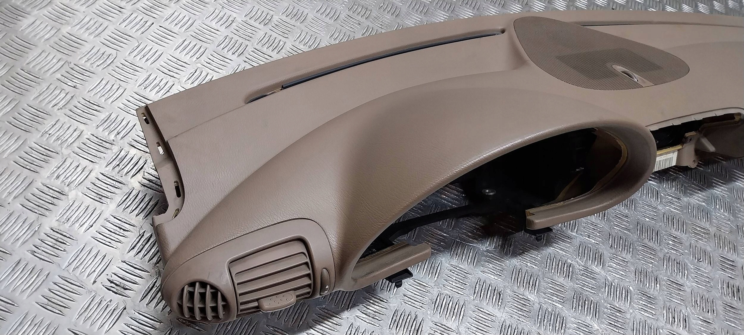 console dashboard instrument panel MERCEDES C-KLASA W203 00