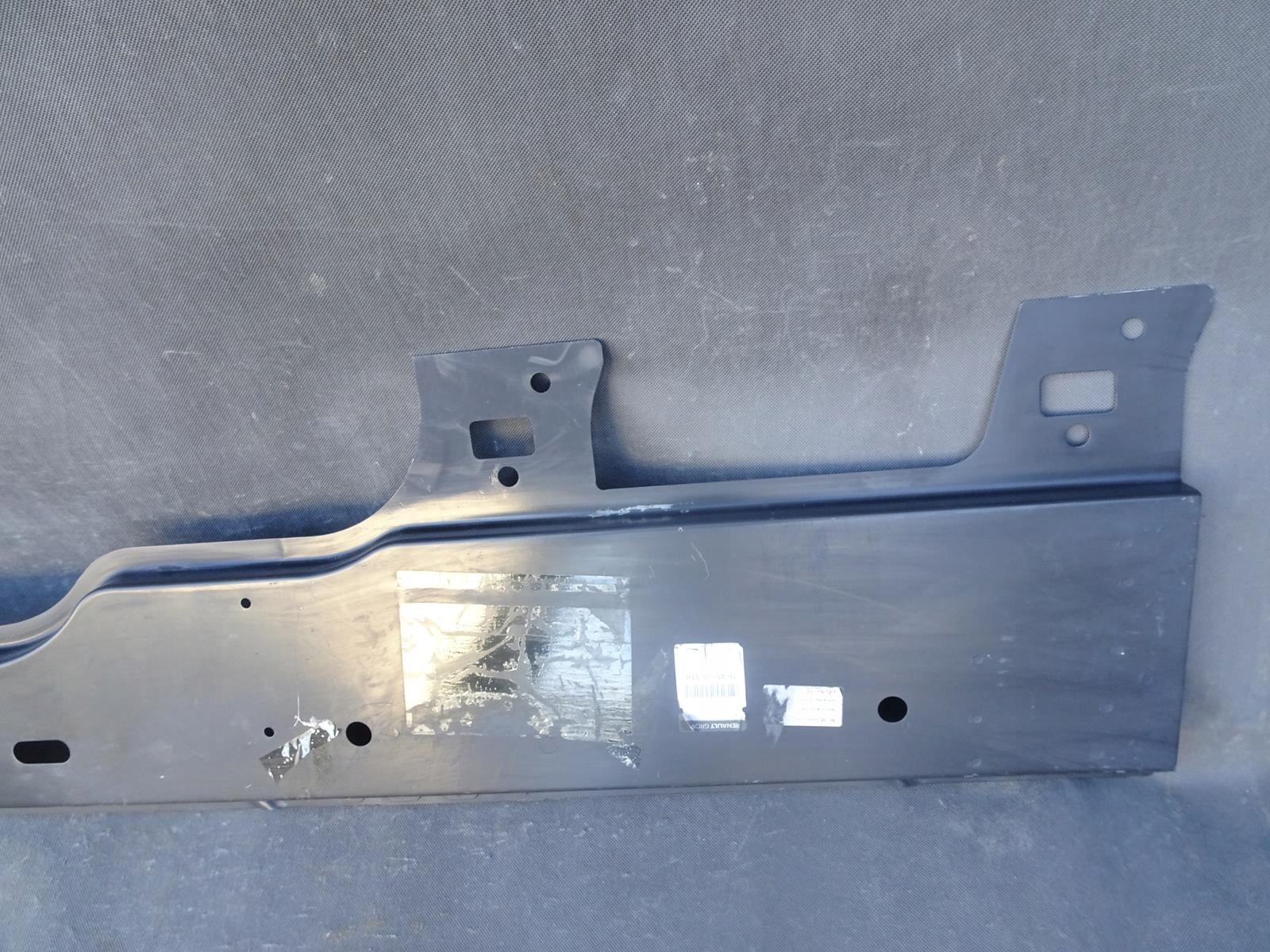 764503851r - RENAULT УДАРИЛ III 14-ОБШИВКА ПРАВОГО ПОРОГА