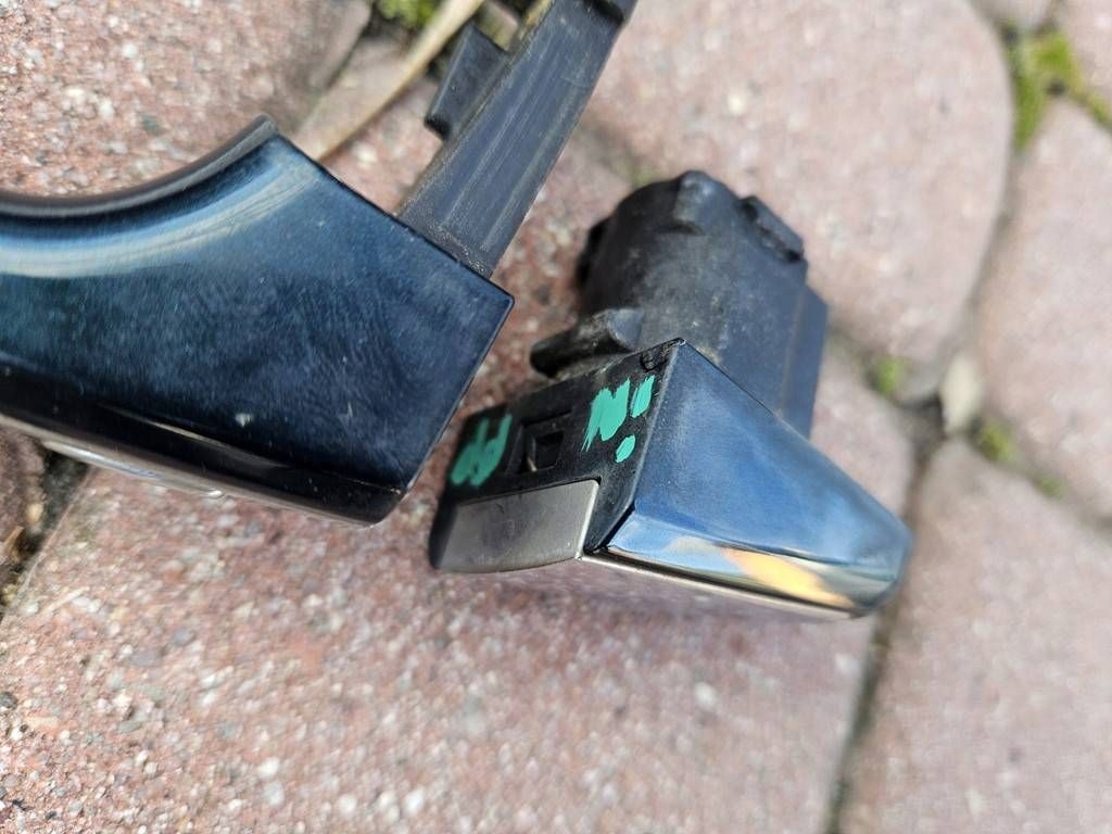 handle door front prawych KEYLESS without kluczykowa FRT Z30V Opel Insignia A