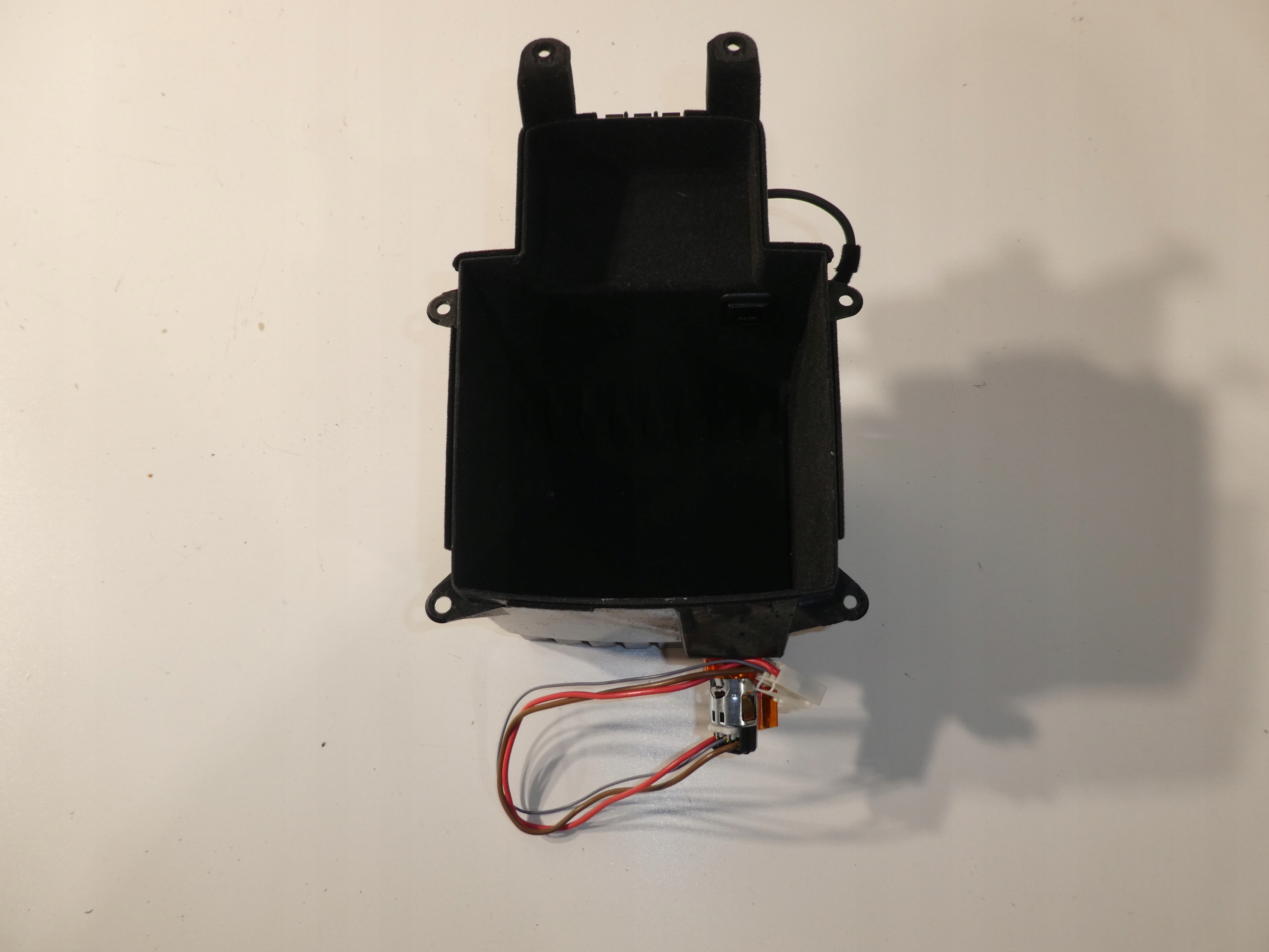 AUDI Q5 8R passenger compartment TUNELU 8R0864981