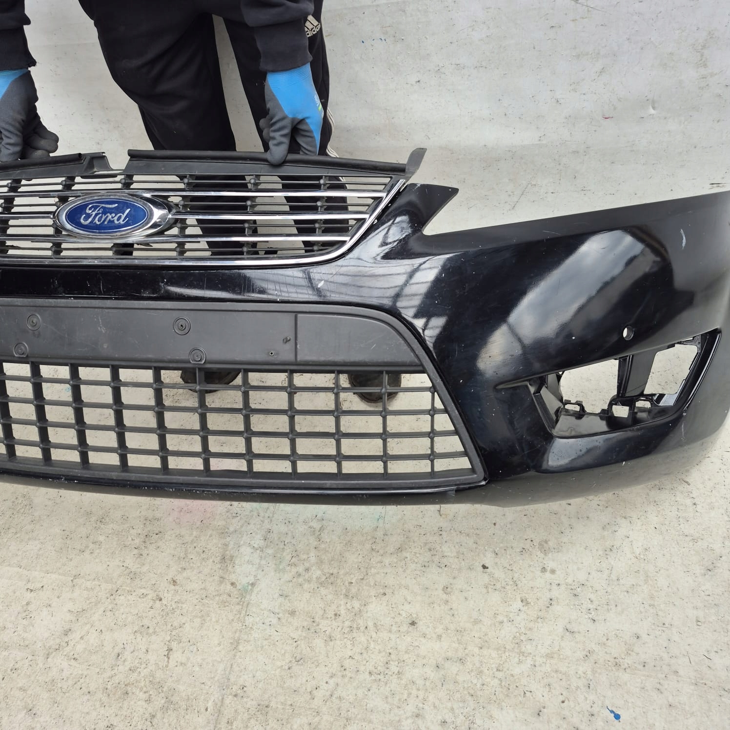 FORD MONDEO IV 4 MK4 07-10 bumper front front PDC