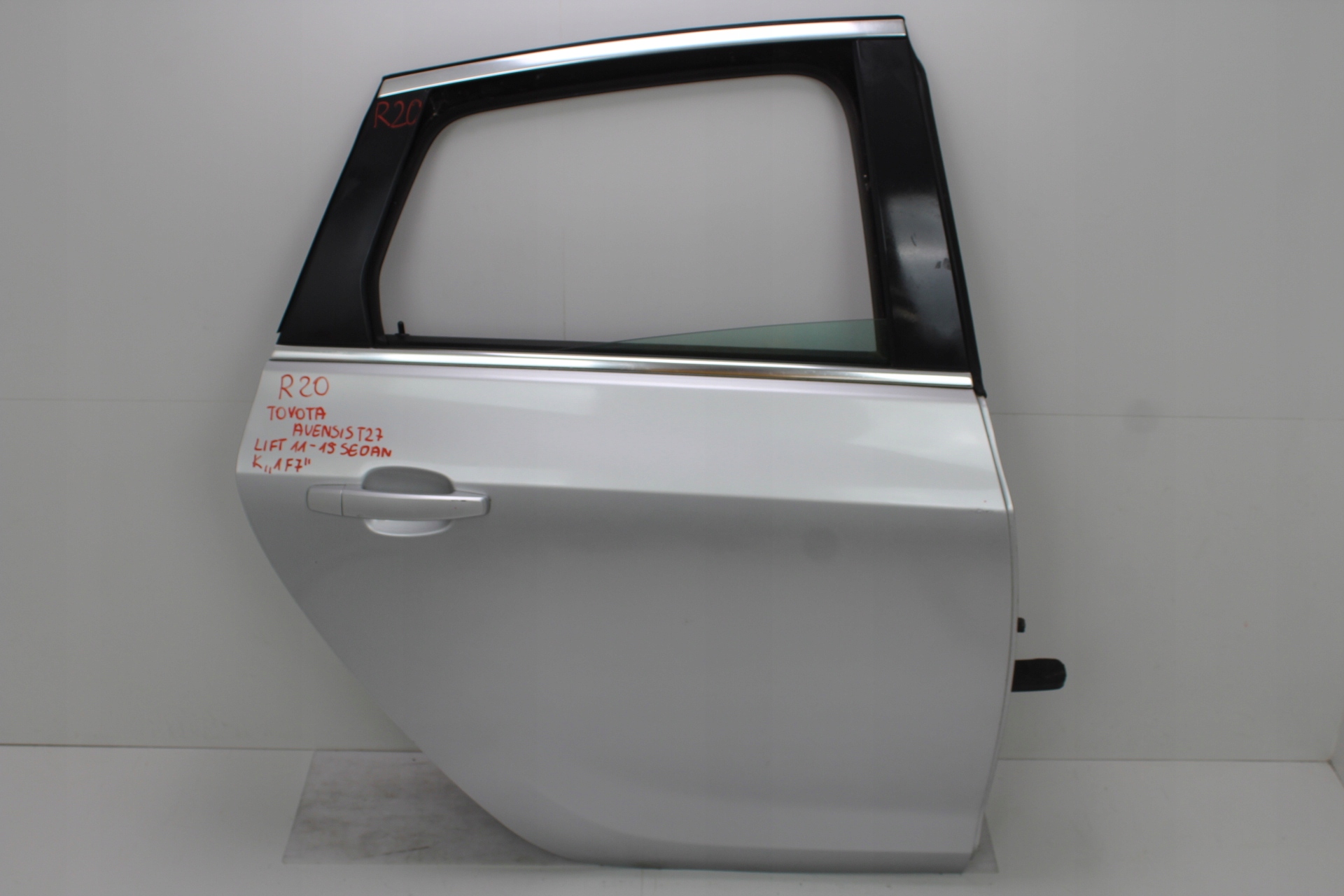 ДВЕРИ ПРАВЫЙ ЗАД. OPEL ASTRA J 09-12r