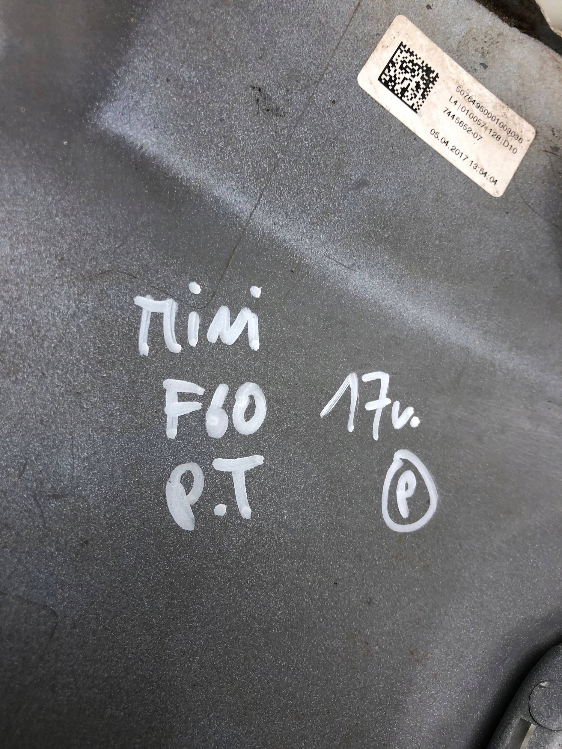 Ecke der Stoßstange rechts heck MINI F60 7389380