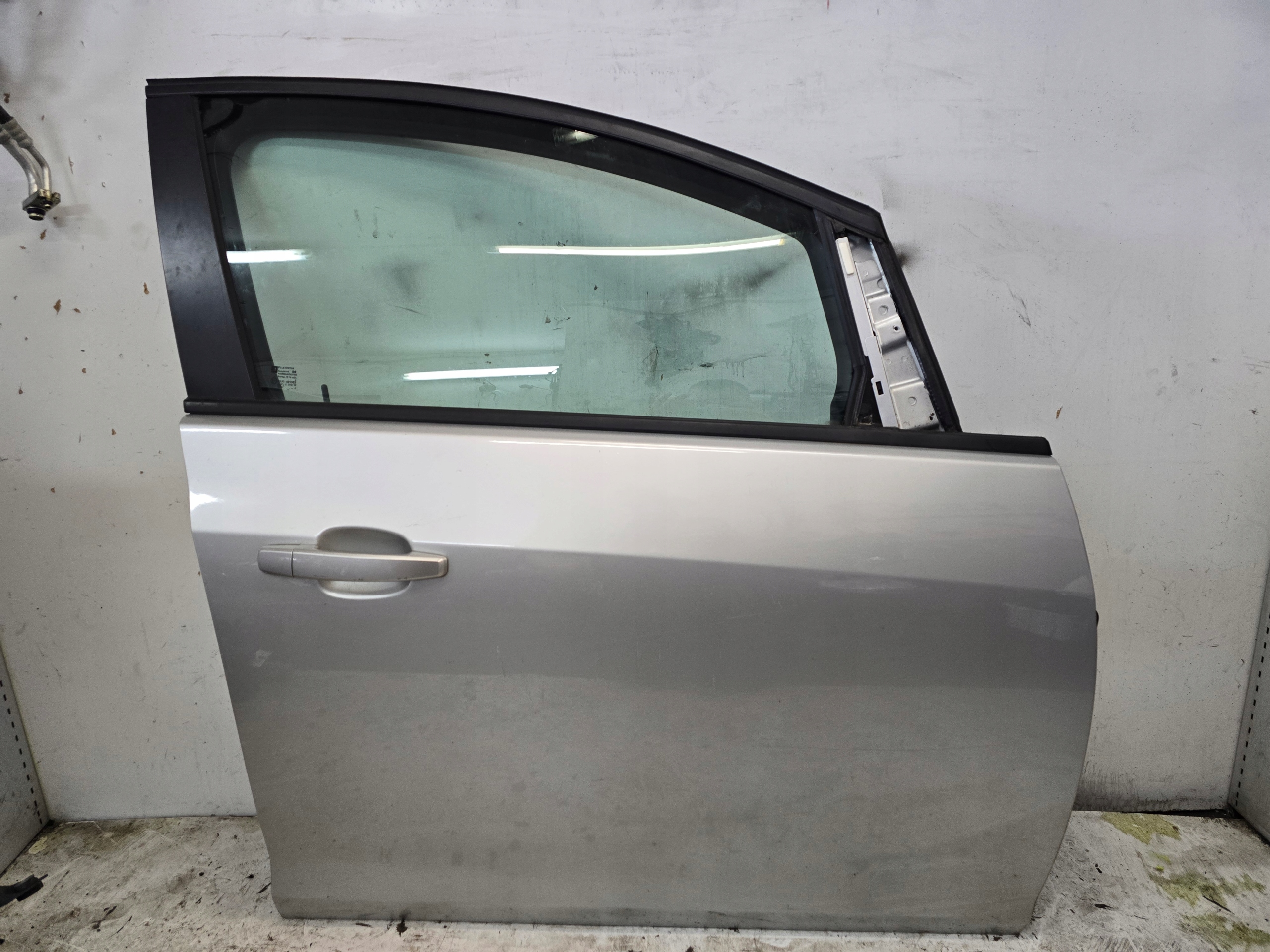 OPEL ASTRA J IV 4 door right front right front Z176 - OPIS