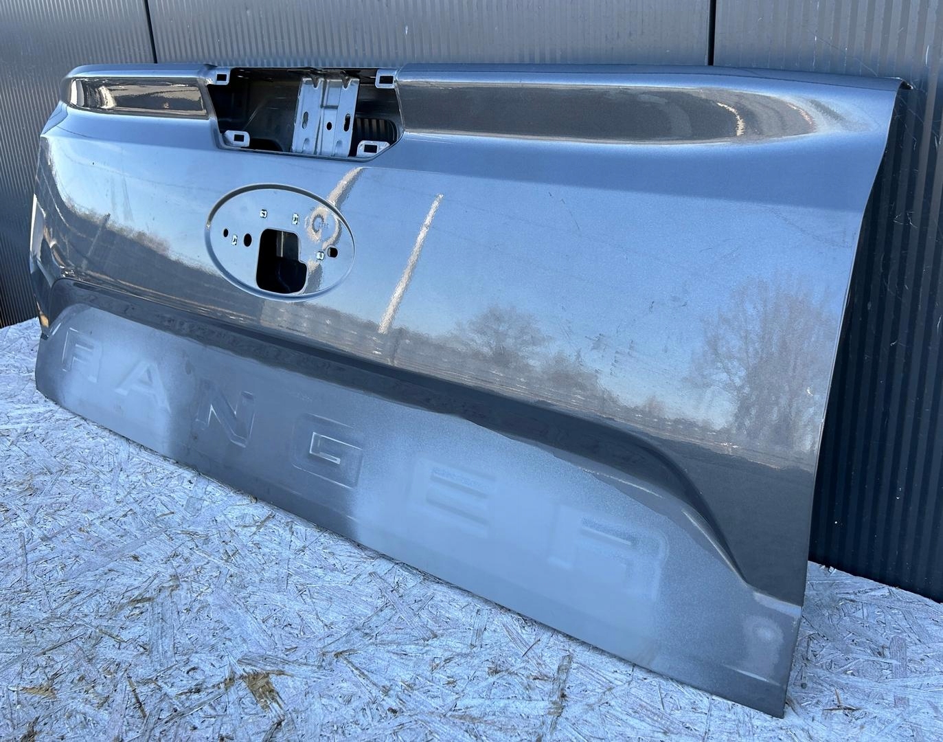 boot doors BURTA PAKI FORD RANGER VI 22