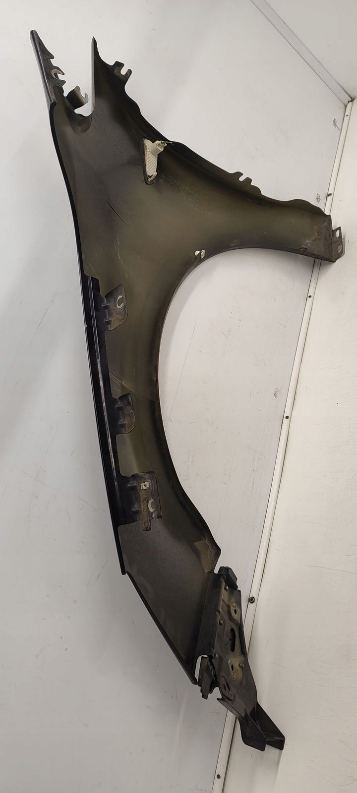fender right front front Opel Astra J kombi Z20R