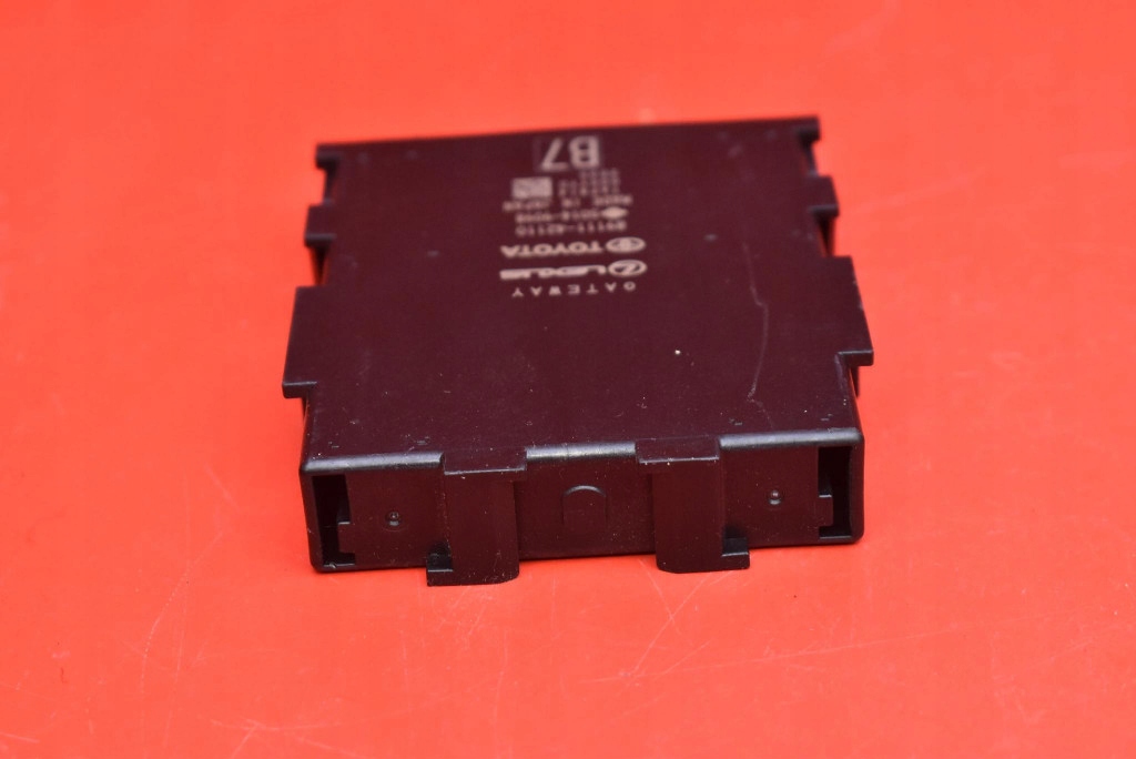 control unit module GATEWAY 89111-42110 TOYOTA BZ4X 204 KM 22