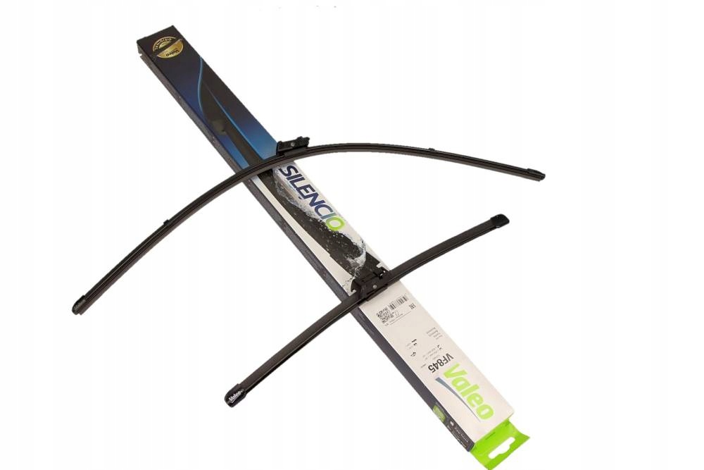 577845 - Комплект стеклоочистителей VALEO TOYOTA AVENSIS (T27)