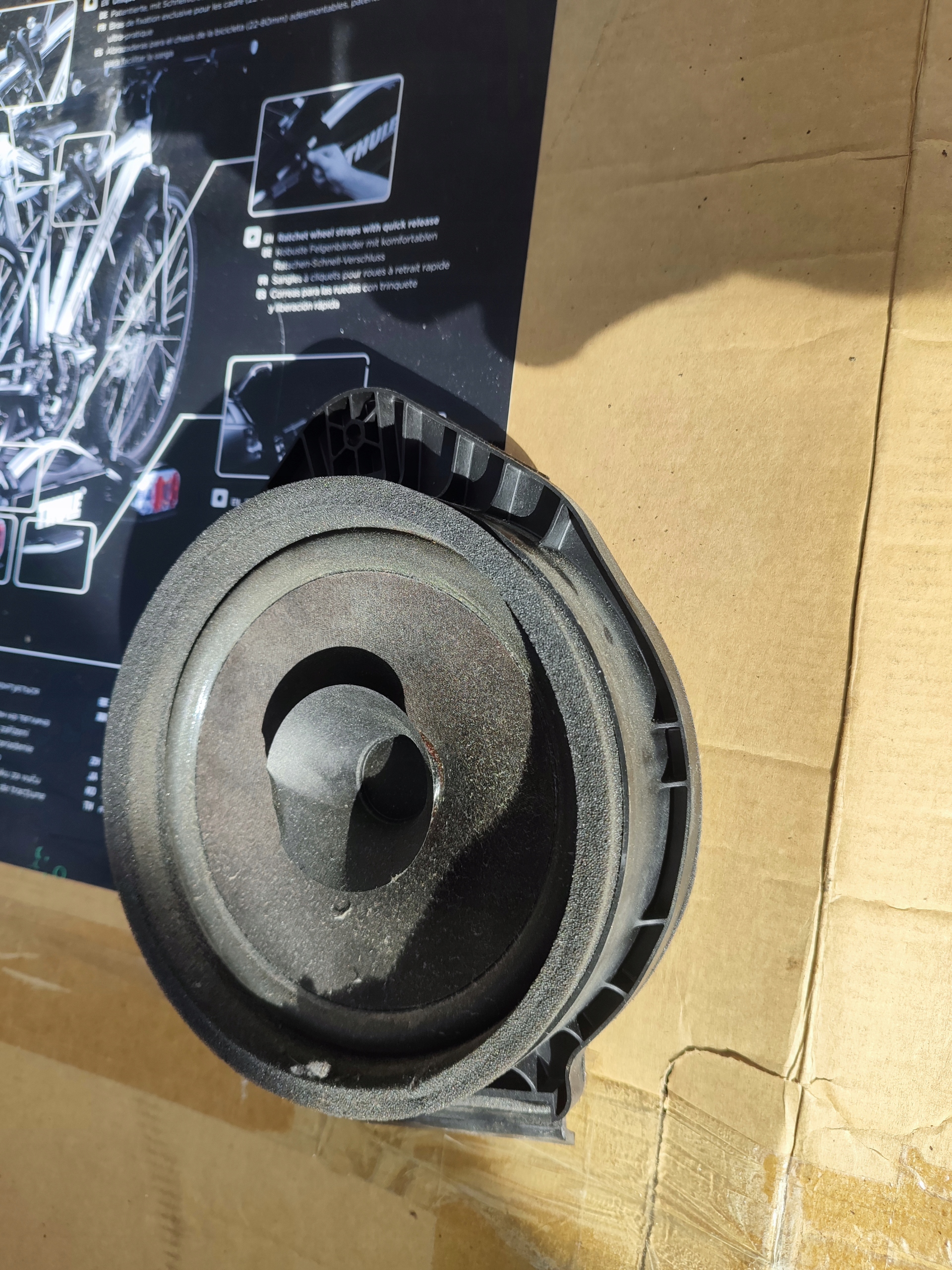 speaker door left rear part left rear OPEL ASTRA J
