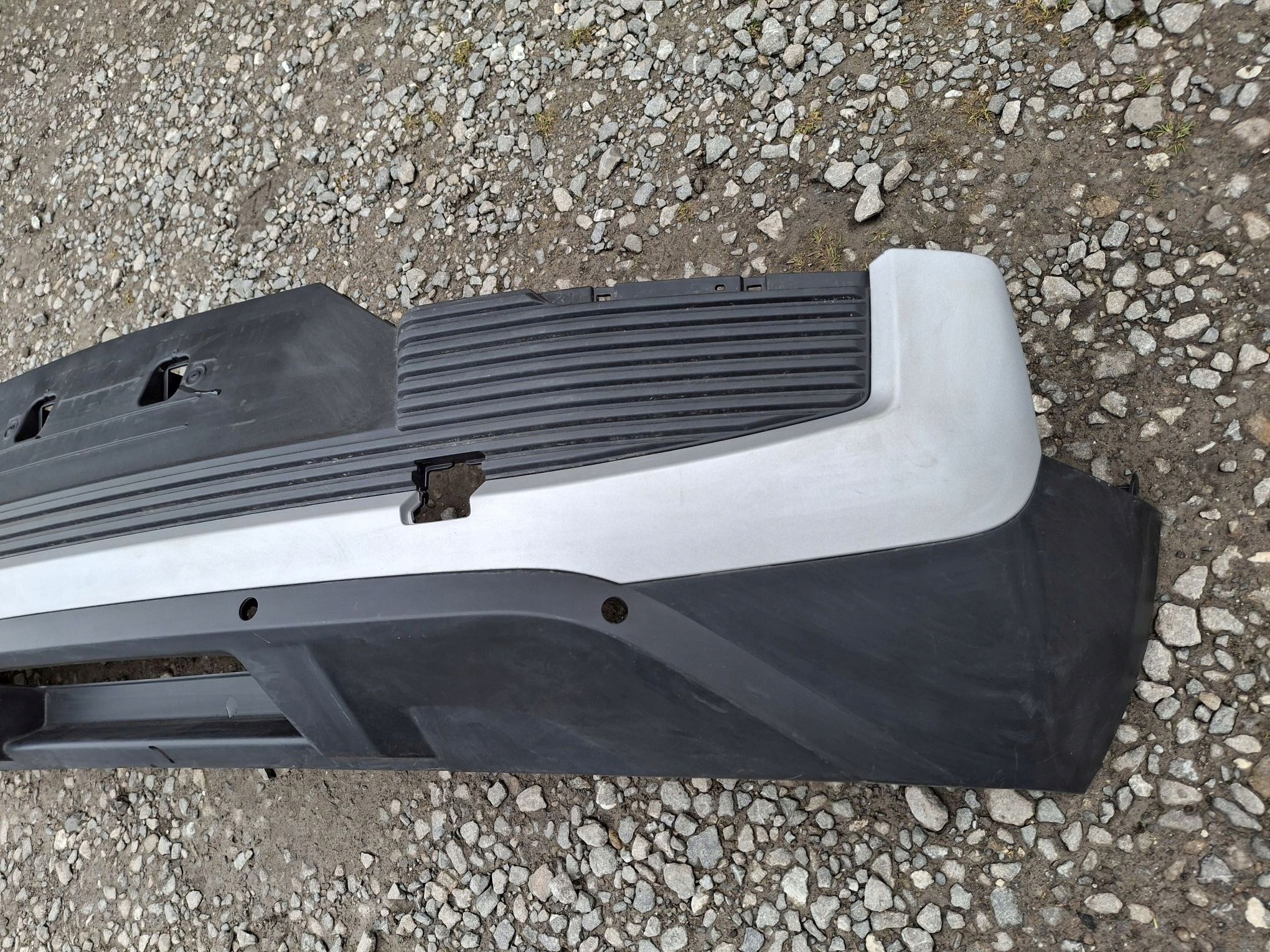 bumper rear FORD EXPLORER EV 2023R->