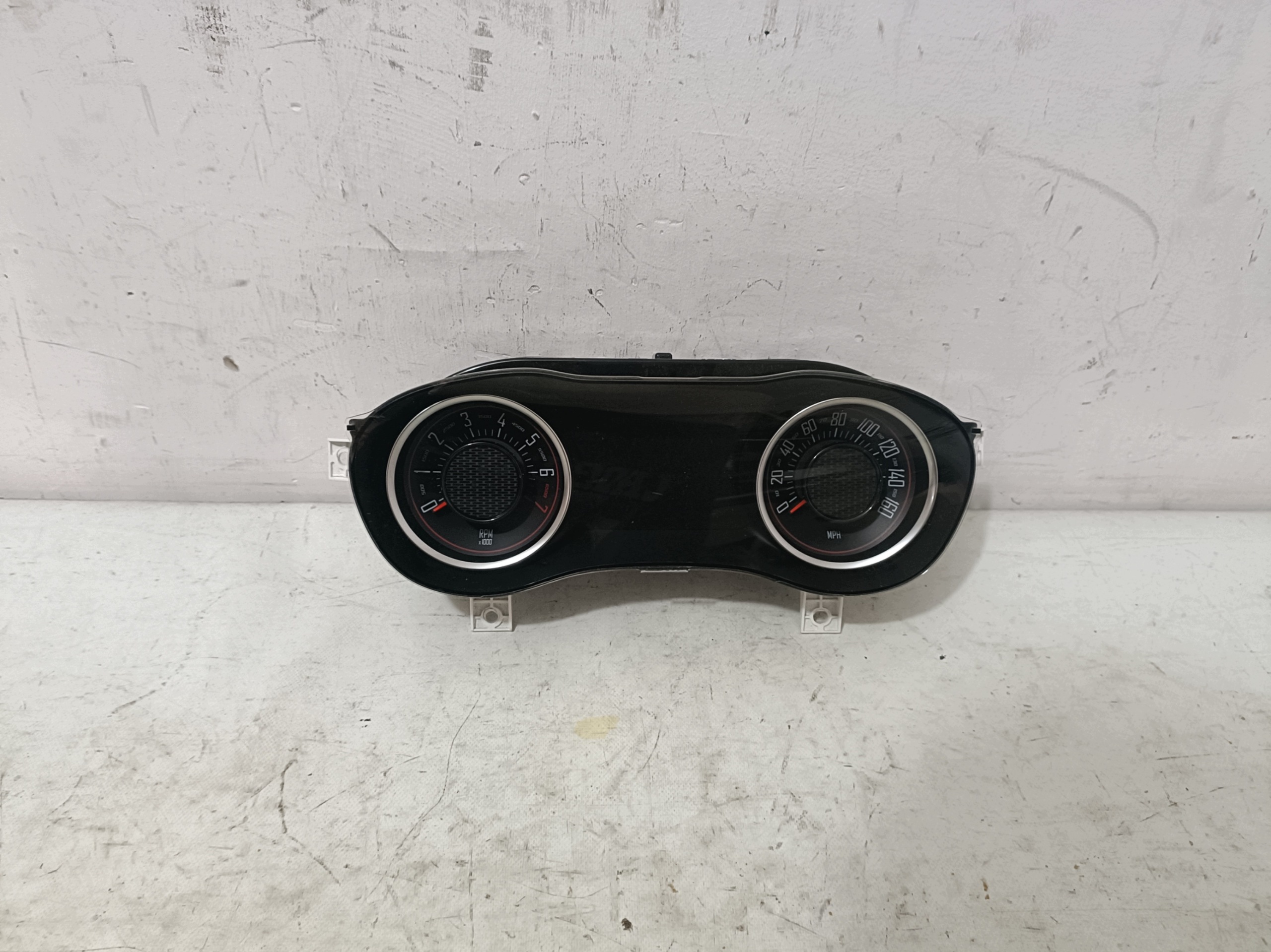 DODGE CHALLENGER 2019- 3.6 dials dials PREDKOSCIOMIERZ 68412337AC