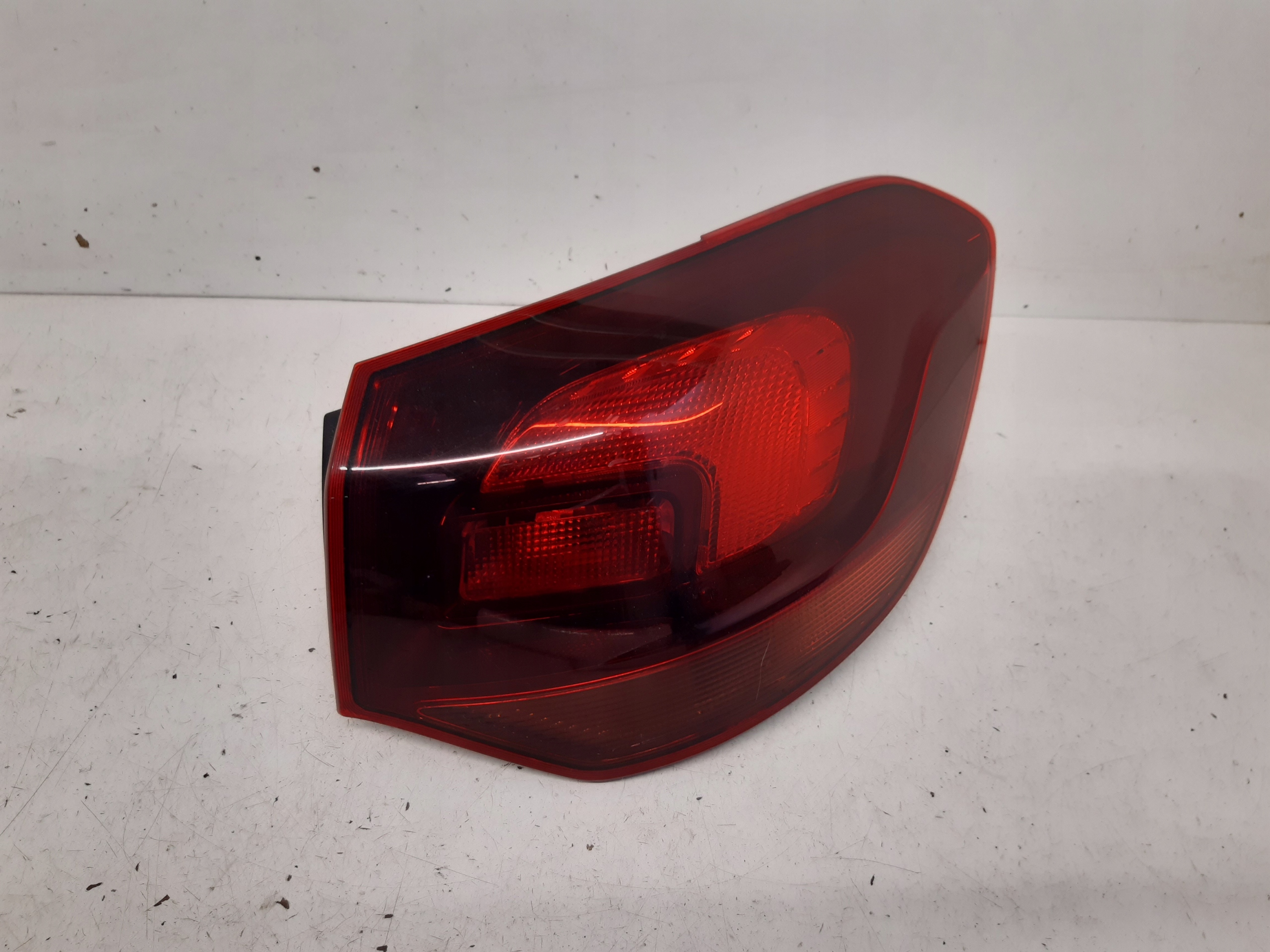 light right rear part europa 13314051 Opel Astra J