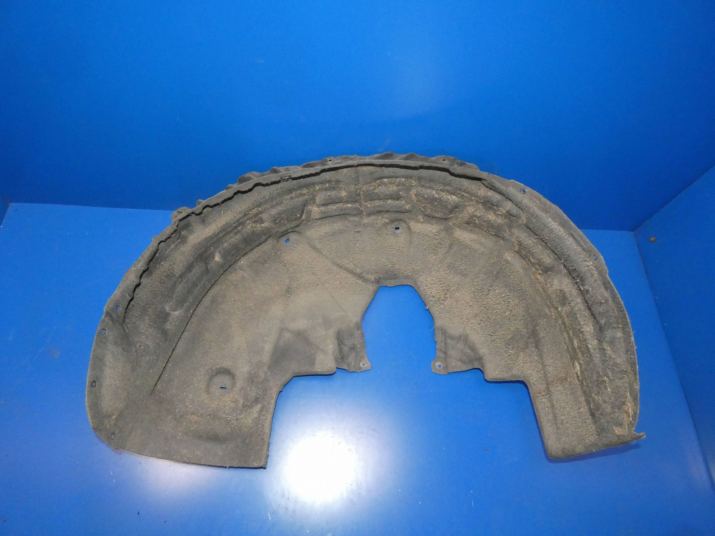 VOLVO XC90 II mudguard left rear part rear. left