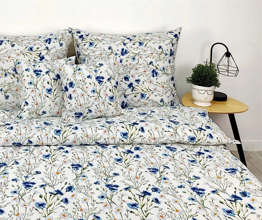 Povlečení bavlna Premium 1336 chrpy modré květy blahovičníku 160x200