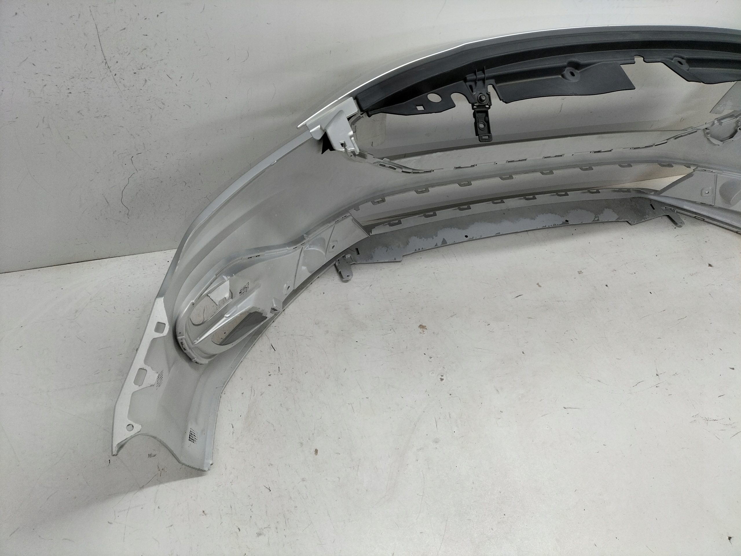 nárazník přední předek FORD FOCUS MK4 LIFT 21
