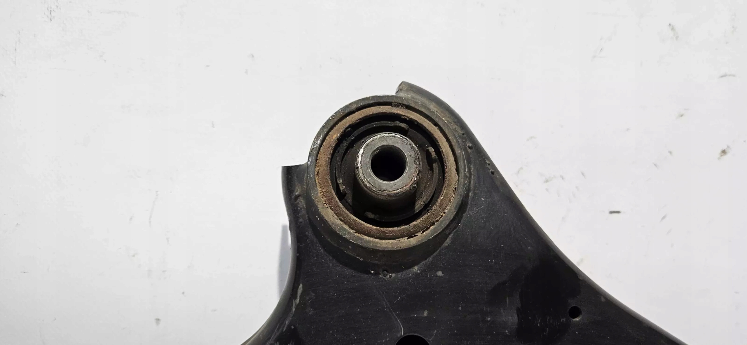 arm right front VOLVO XC60 2008-17 original