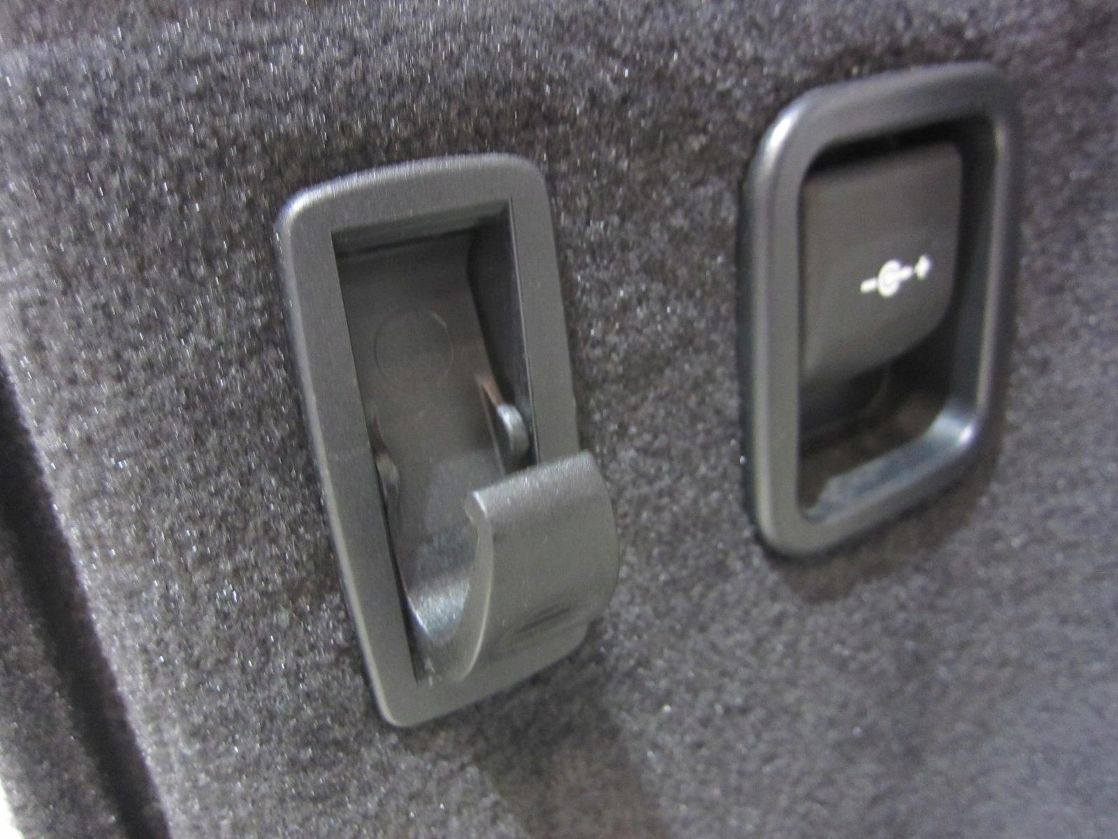 BMW F34 GT boot upholstery left 7325339 upholstery