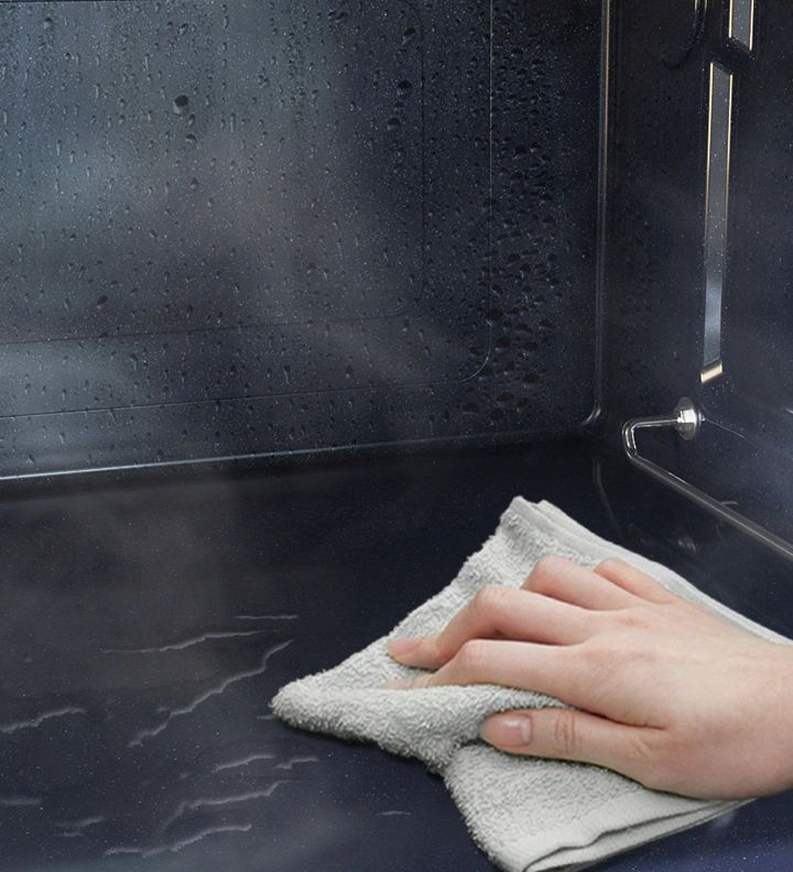 Kuchenka mikrofalowa Samsung NQ5B4313IBK Łączność WiFi, SmartThings Cooking Szerokość produktu 59.5 cm