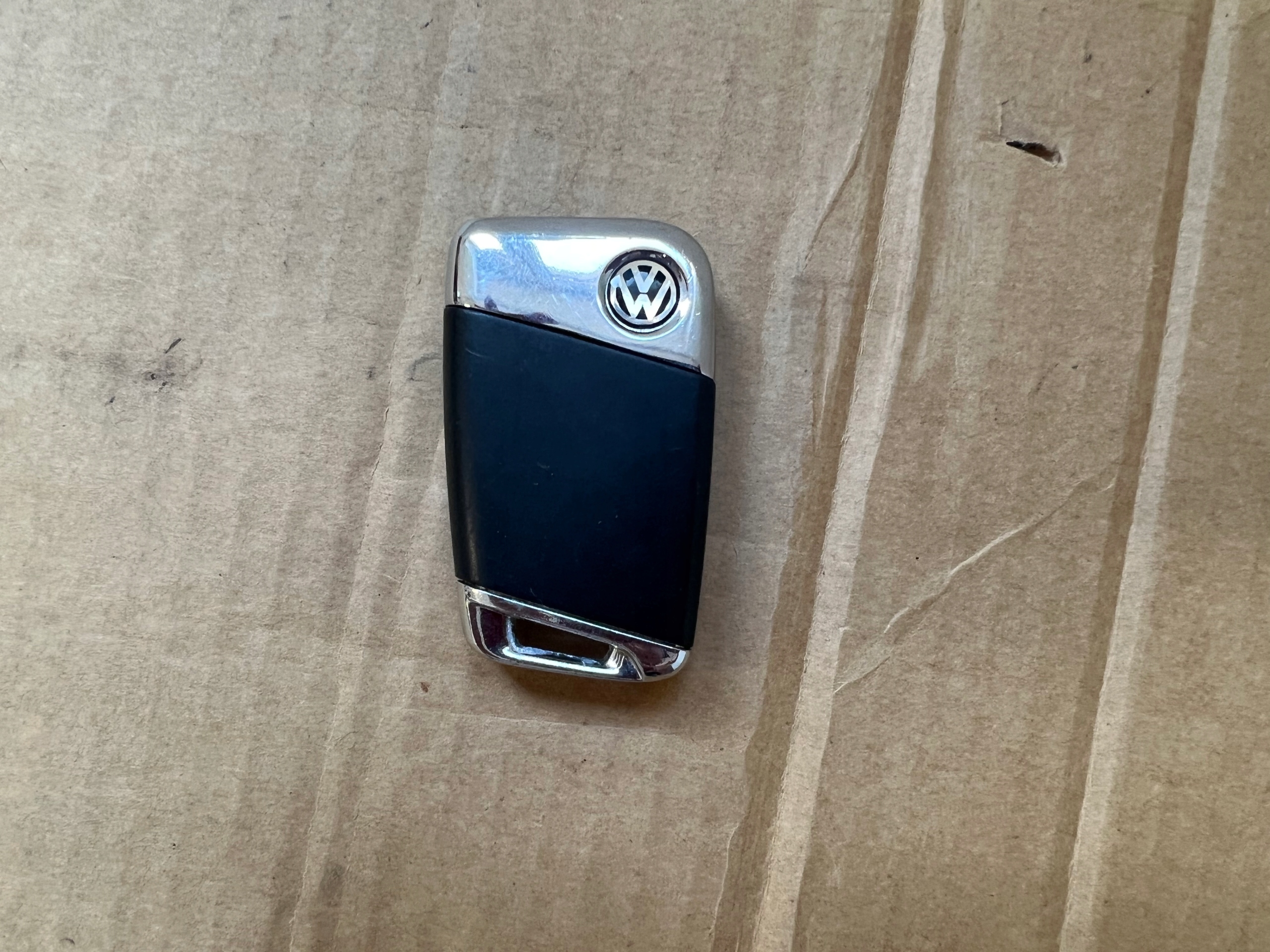 VW ARTEON PASSAT B8 брелок оригинальный Европа