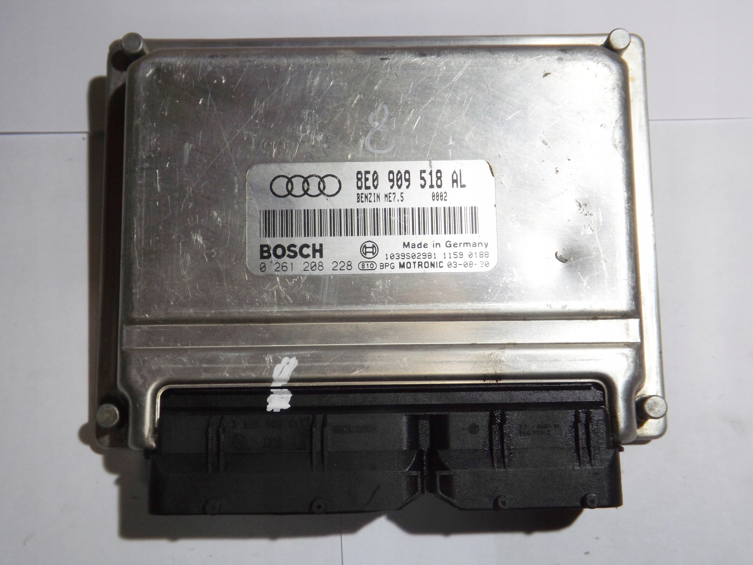 Komputer Sterownik Audi 8E0909518AL 0261208228