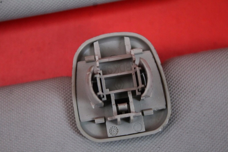 Blende Abdeckung PRZECIWSLONECZNA EU RENAULT CLIO 4 IV 12-20