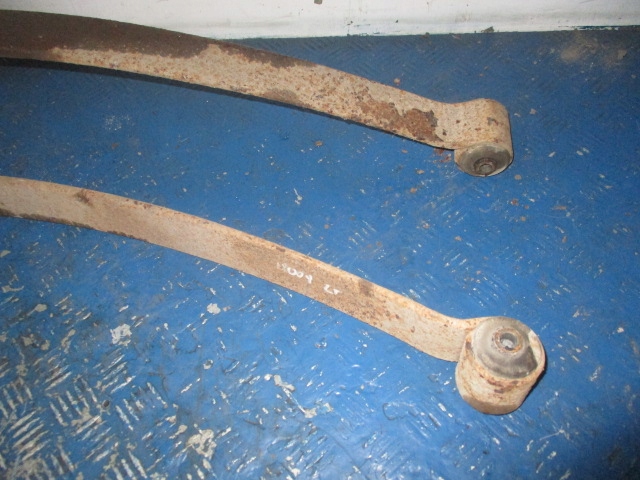 VW CADDY III 05-10r RESOR RESORY 1 PIÓROWE Typ samochodu Samochody osobowe