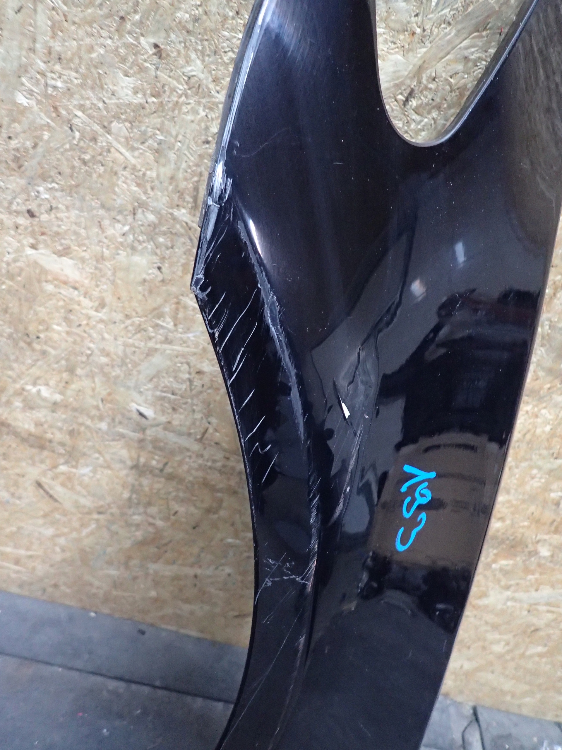 fender front left BMW 5 V F10 F11